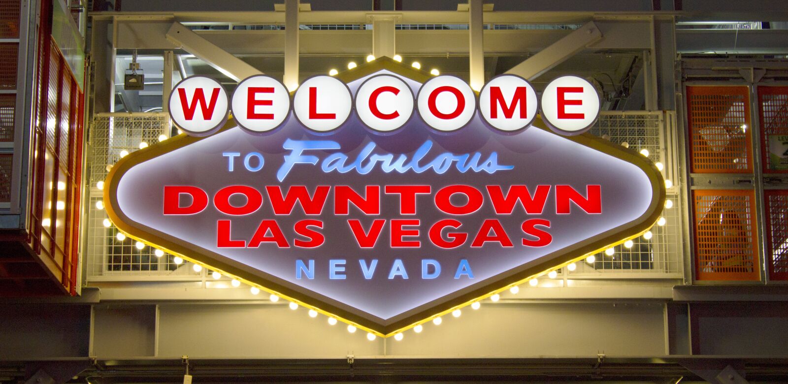 Canon EOS 600D (Rebel EOS T3i / EOS Kiss X5) sample photo. Welcome, las vegas, las photography