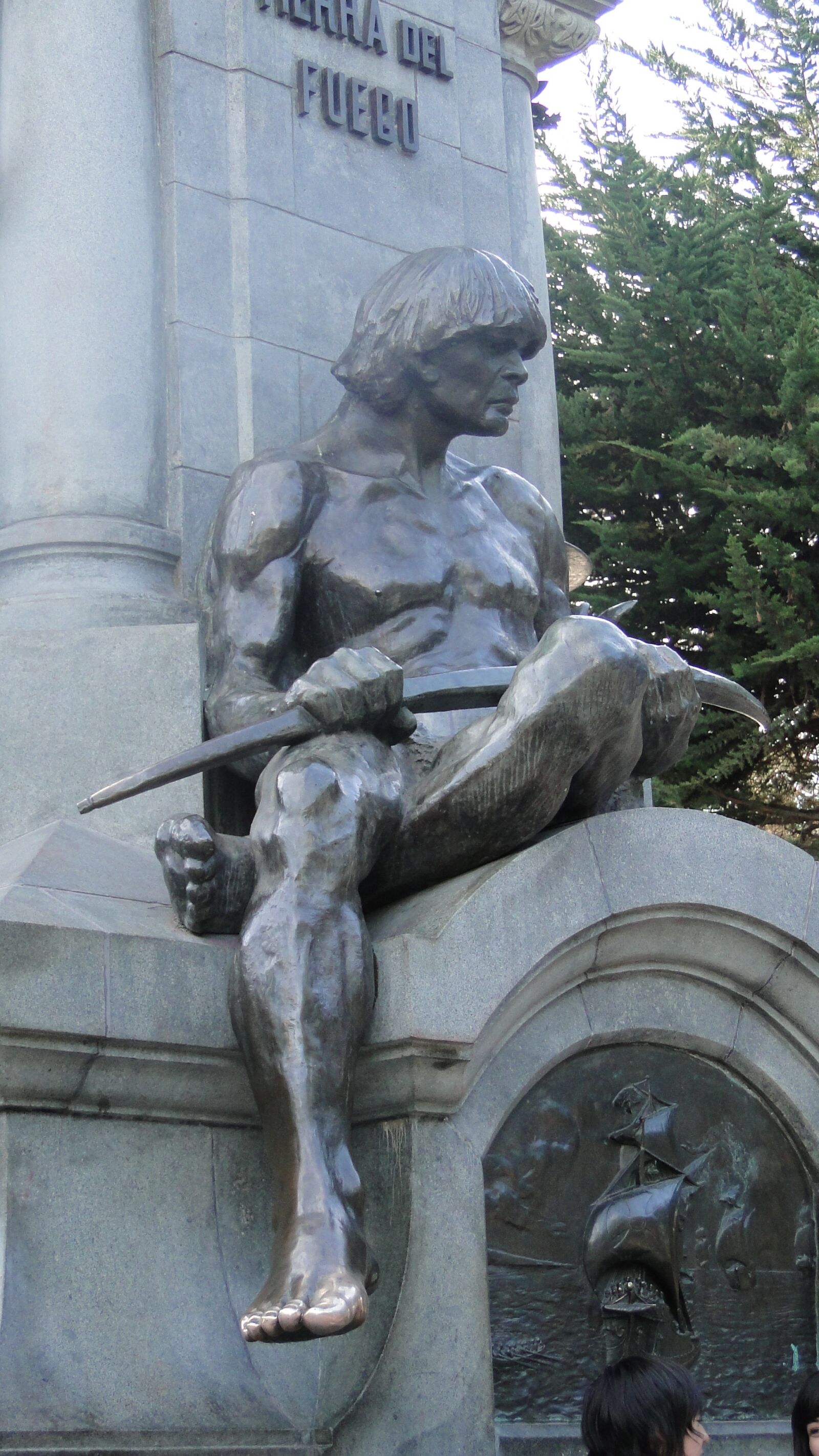 Sony Cyber-shot DSC-HX1 sample photo. Monument, bronze, statue photography