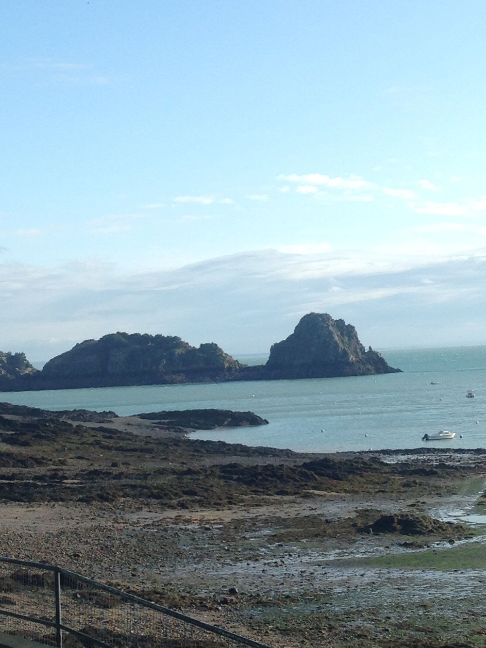 Apple iPhone5,2 sample photo. Cancale, sea, beach photography