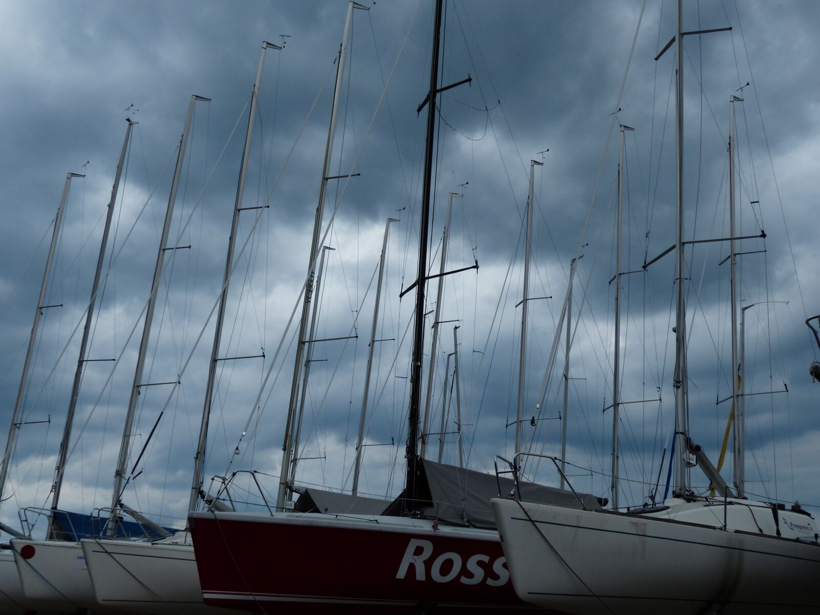 Panasonic Lumix DMC-FZ200 sample photo. Boats, port, sailing boats photography