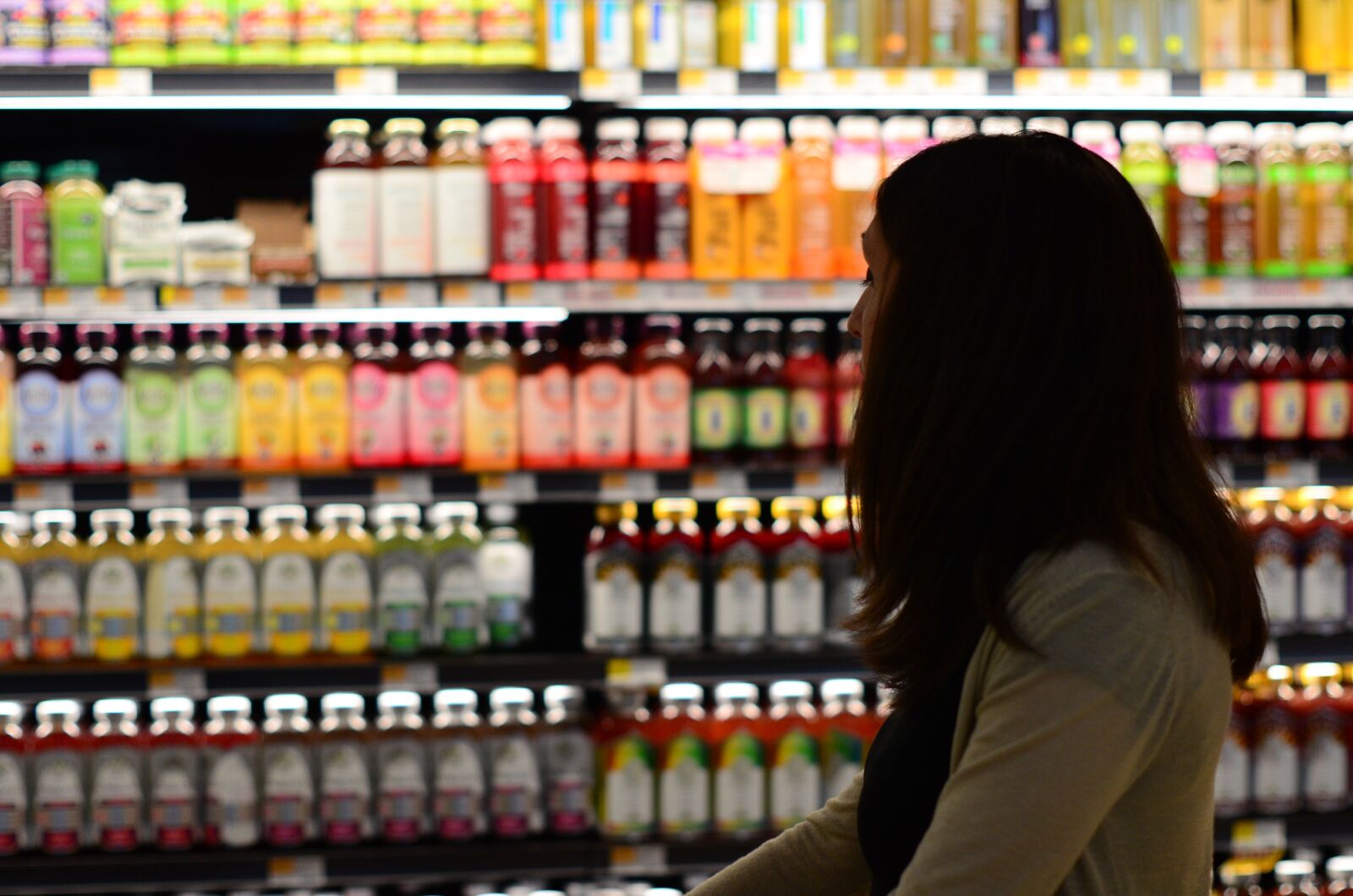 Nikon D7000 sample photo. Shopping, bottle, woman photography