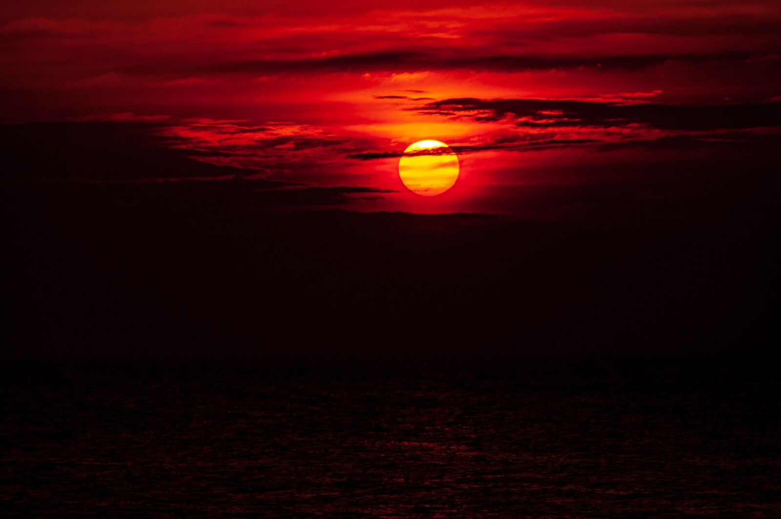 Nikon D90 sample photo. Sunset, clouds, sky photography