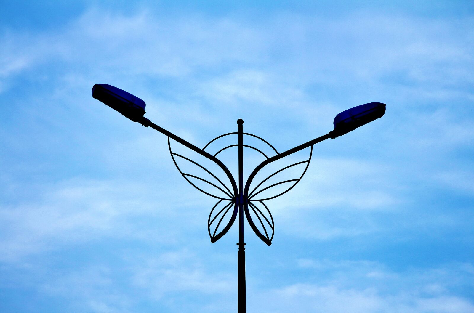 Canon EOS 700D (EOS Rebel T5i / EOS Kiss X7i) sample photo. Blue, sky, cloud photography