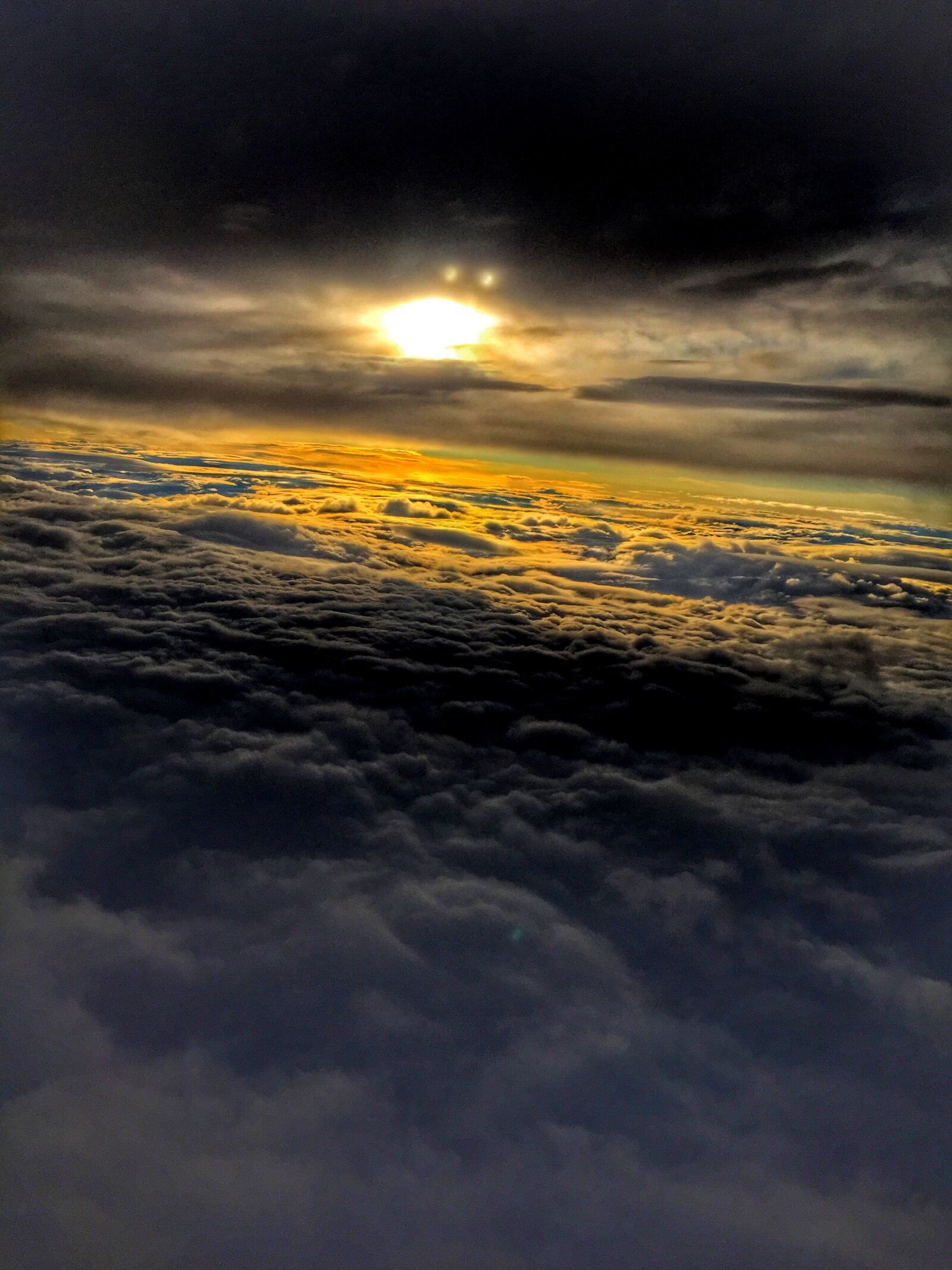 iPhone 6 back camera 4.15mm f/2.2 sample photo. Cloudy, sky, dark, clouds photography