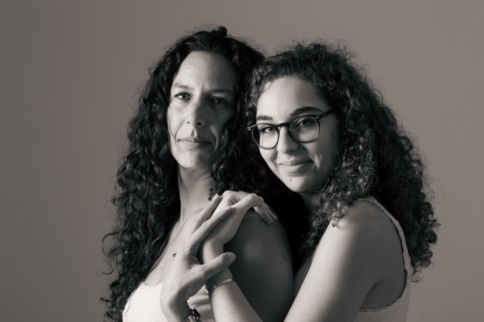 Canon EOS 5D Mark III sample photo. Mother, girl, family photography