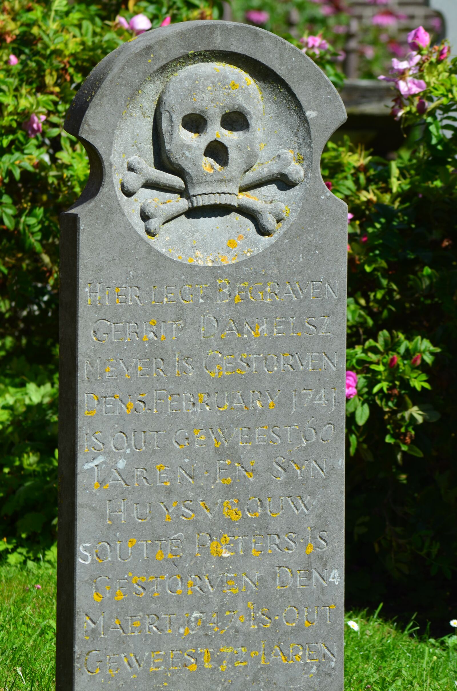 Nikon D5100 sample photo. Borkum, cemetery, tombstone photography