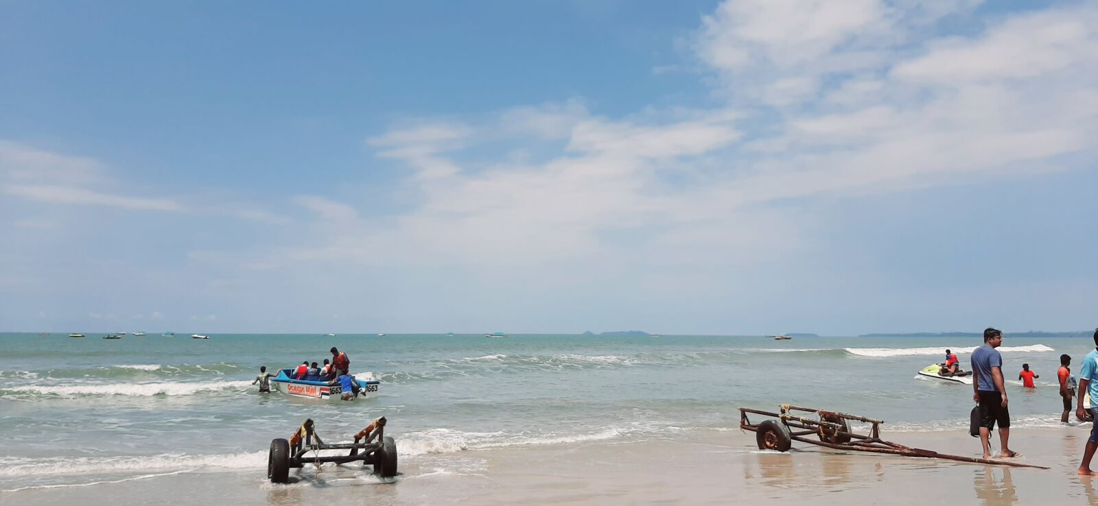 Samsung Galaxy A50 sample photo. Adventurous, beach, sea photography