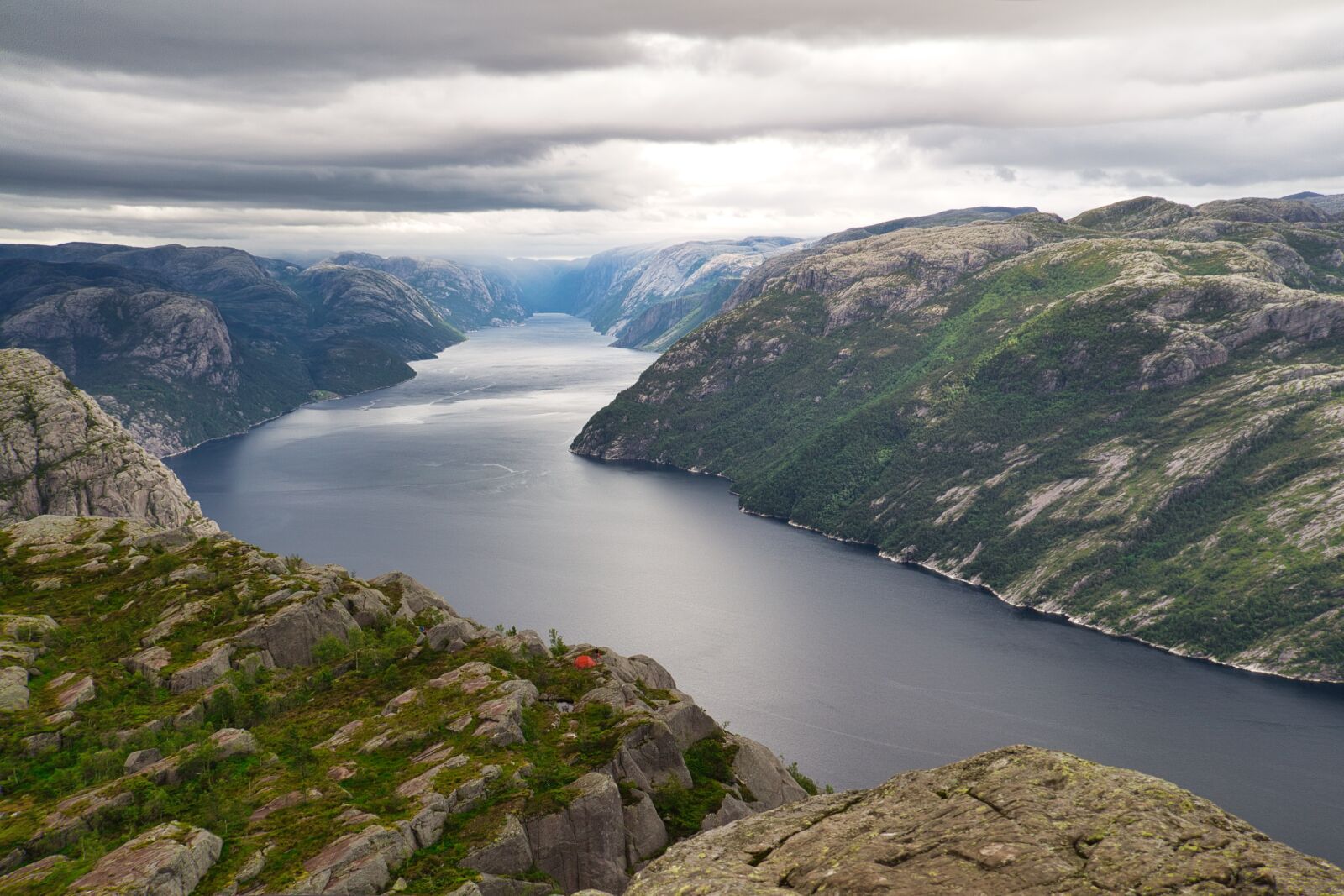 Canon EF-S 18-200mm F3.5-5.6 IS sample photo. Fjord, north, norway photography