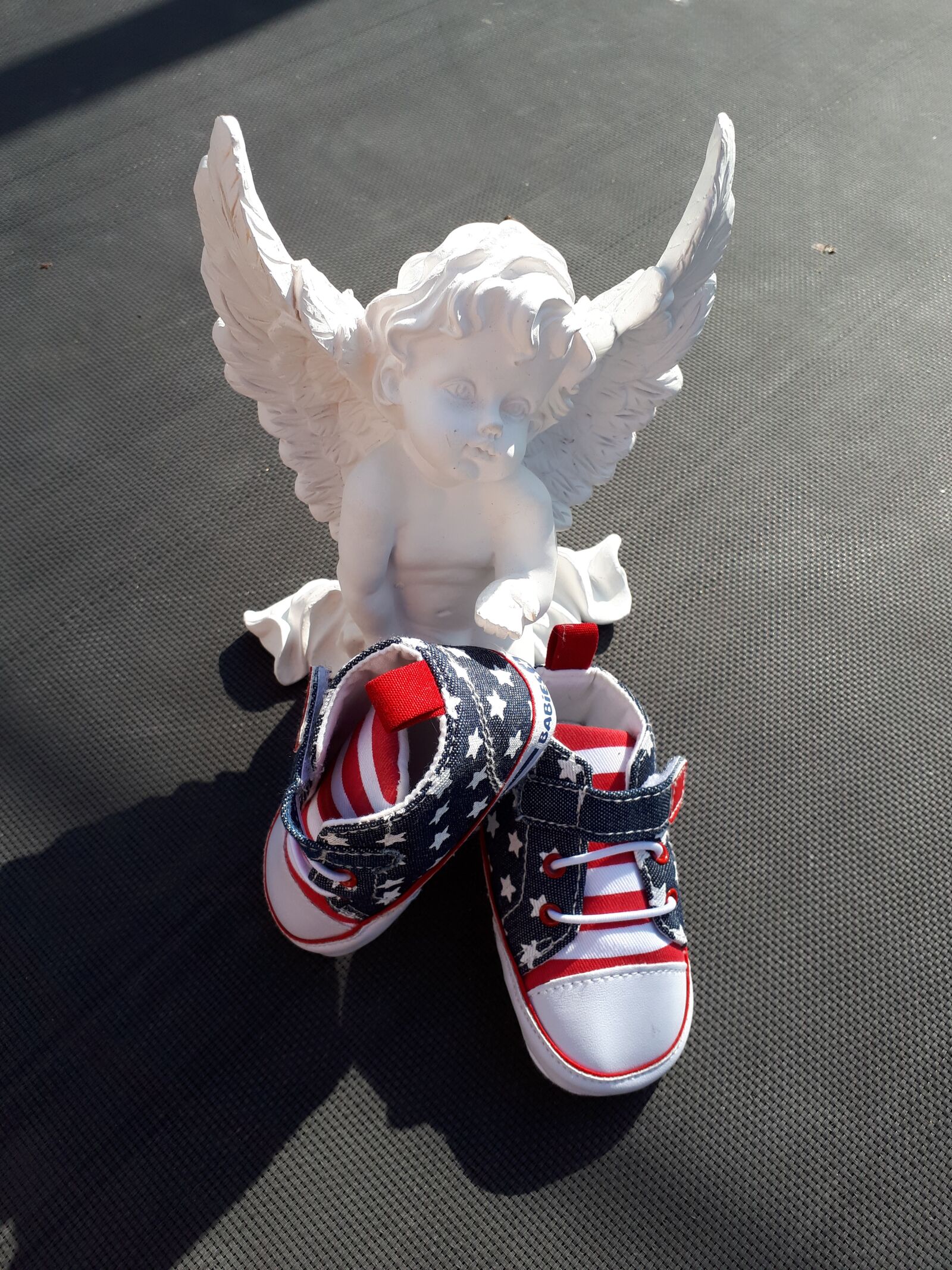 Samsung Galaxy A5(2017) sample photo. Angel, baby shoes, shoes photography