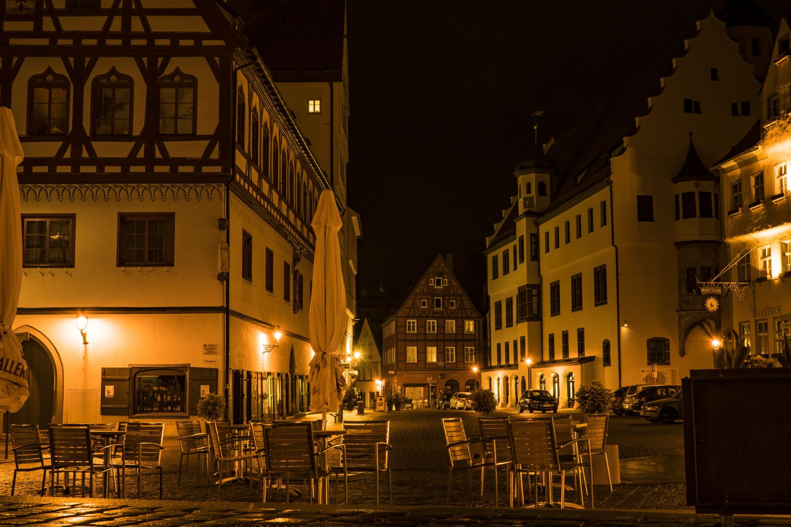 Sony a6300 + Sigma 30mm F2.8 EX DN sample photo. Night photograph, long exposure photography