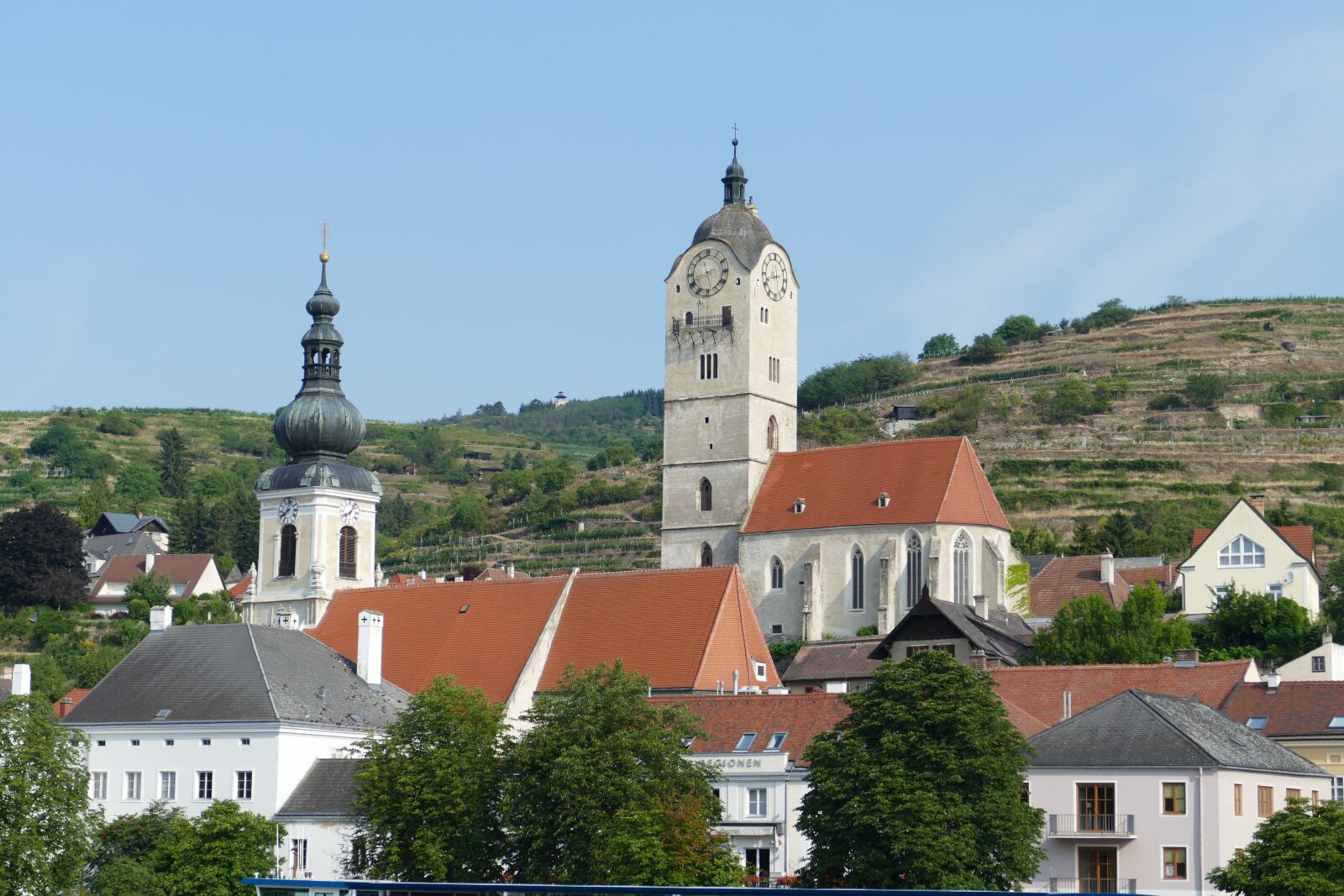 Panasonic Lumix DMC-FZ1000 sample photo. Krems, austria, wachau photography