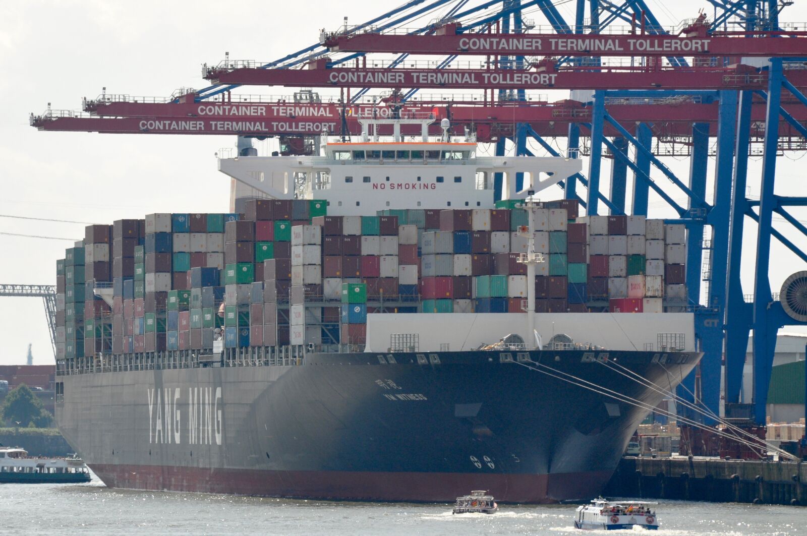 Nikon D90 sample photo. Ship, hamburg, port photography