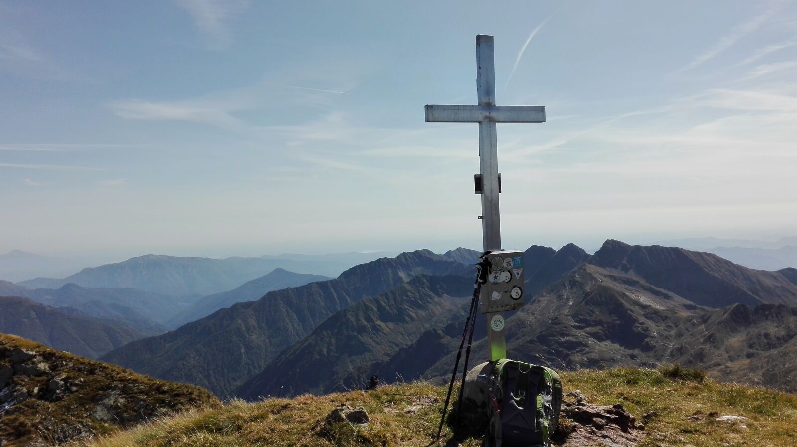 HUAWEI P8 Lite sample photo. Hiking, trekking, mountain photography