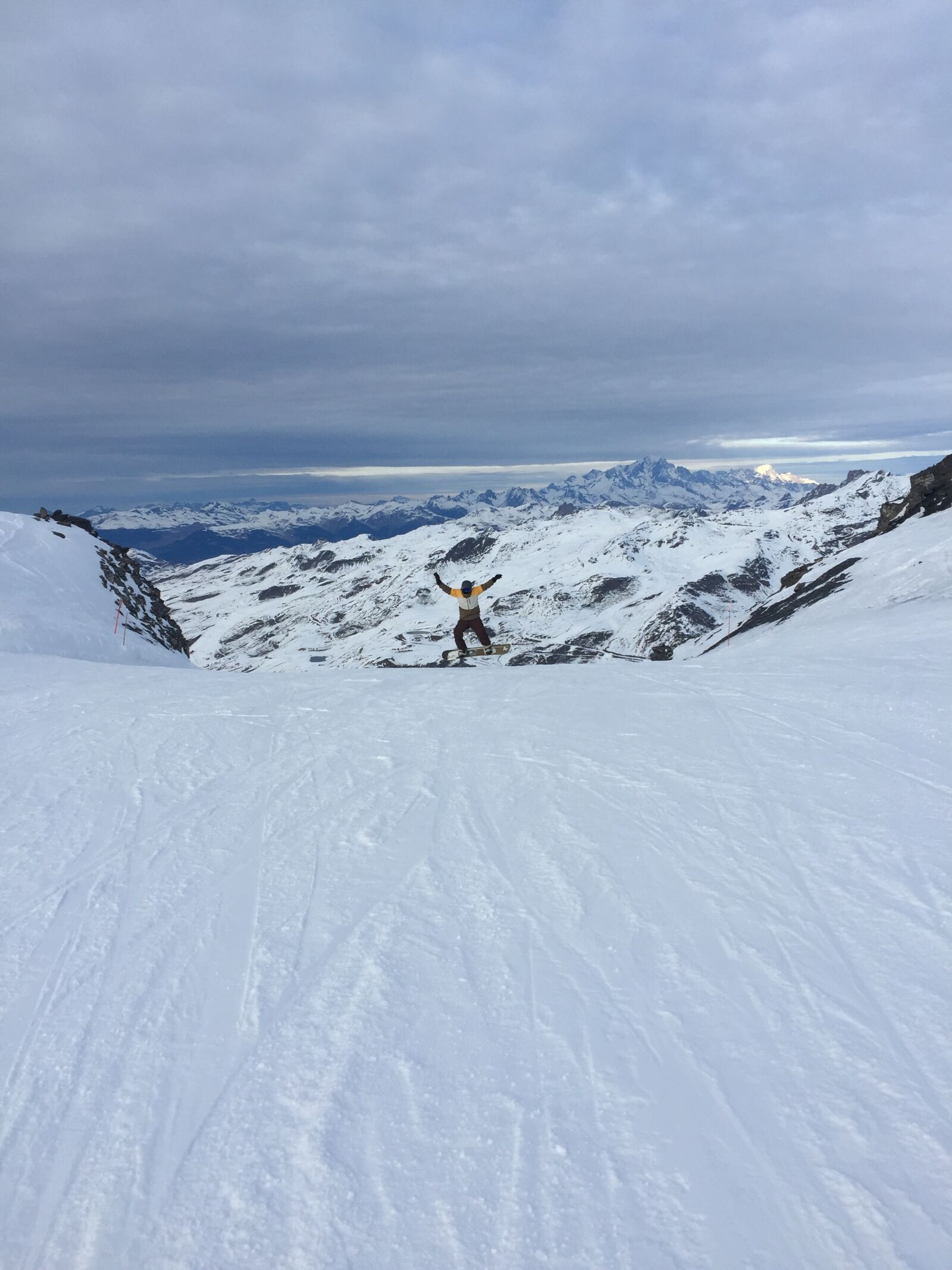 Apple iPhone 6 sample photo. Winter, snow, ski photography