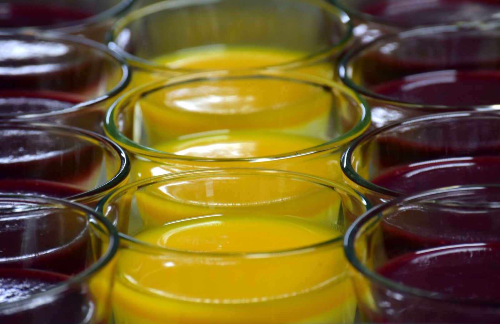 Nikon D3300 sample photo. Glass, background, color photography