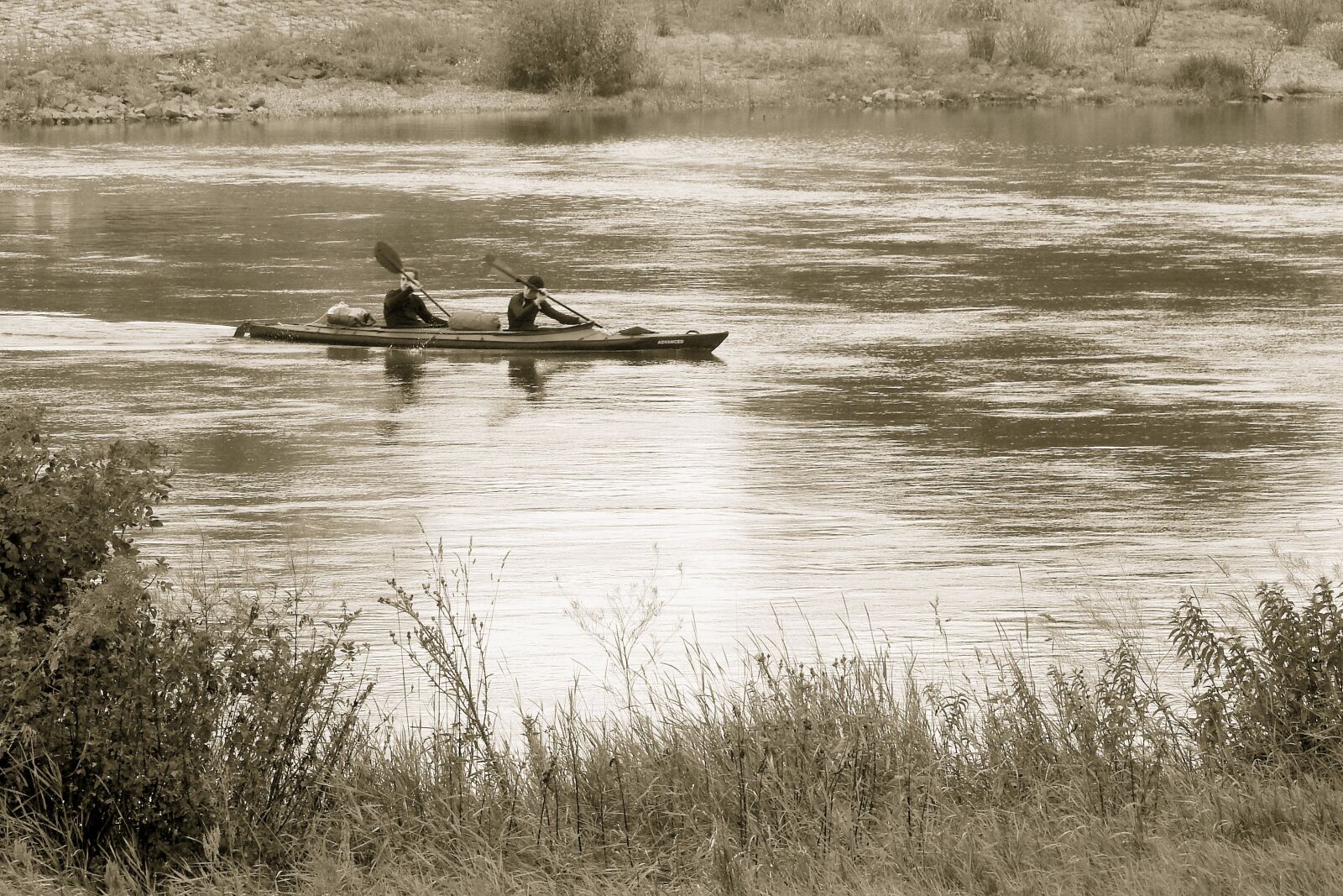 Nikon Coolpix P900 sample photo. River, paddler, bank photography