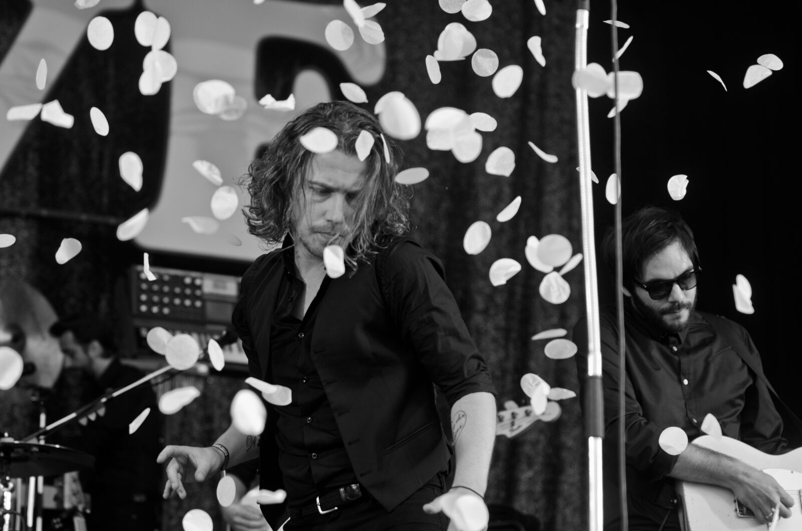 Nikon D7000 sample photo. Adults, artist, band, black photography