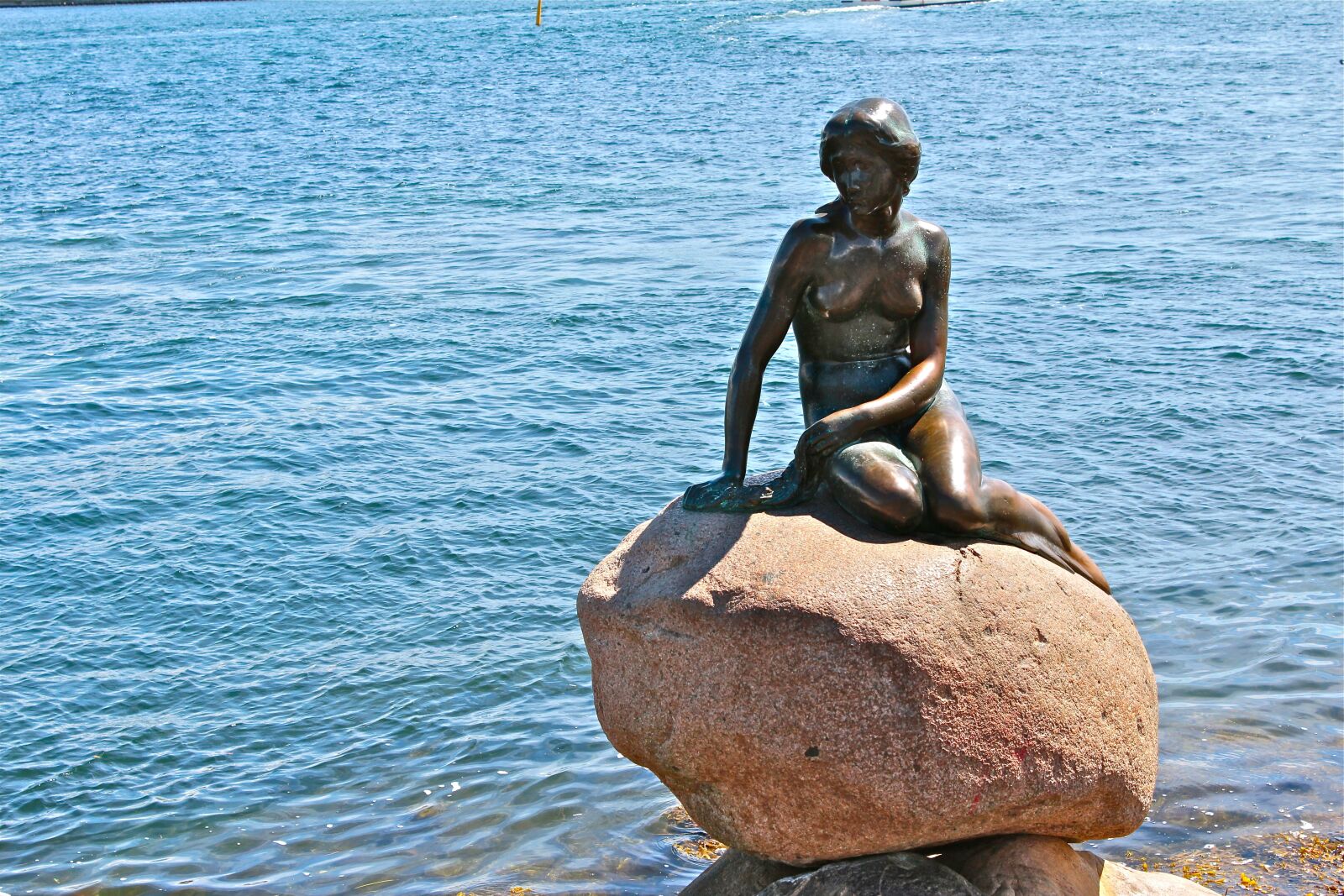 Canon EOS 600D (Rebel EOS T3i / EOS Kiss X5) sample photo. Copenhagen, mermaid, denmark photography