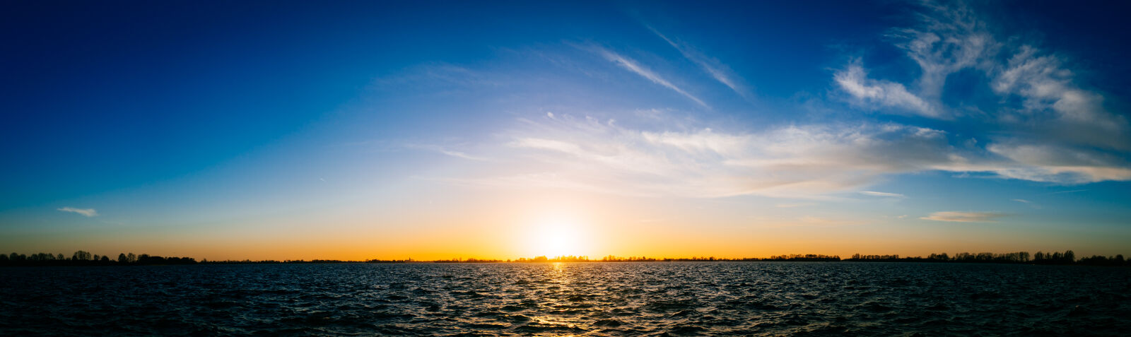 Fujifilm X100T sample photo. Sunset, lake, sky, clouds photography