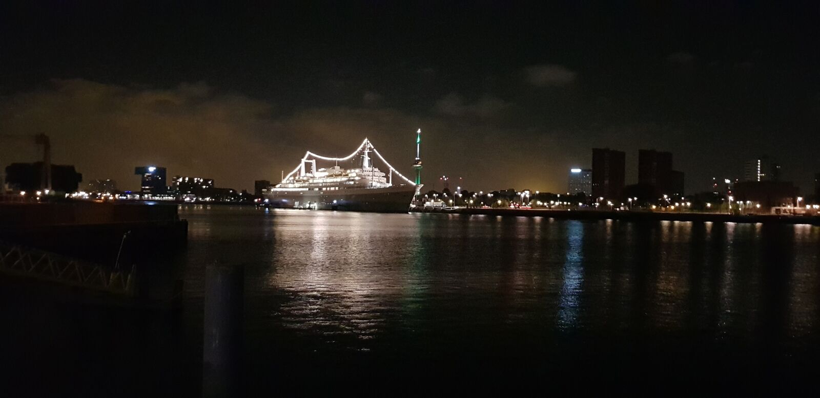 Samsung Galaxy S8 sample photo. Rotterdam, from harmony apartment photography