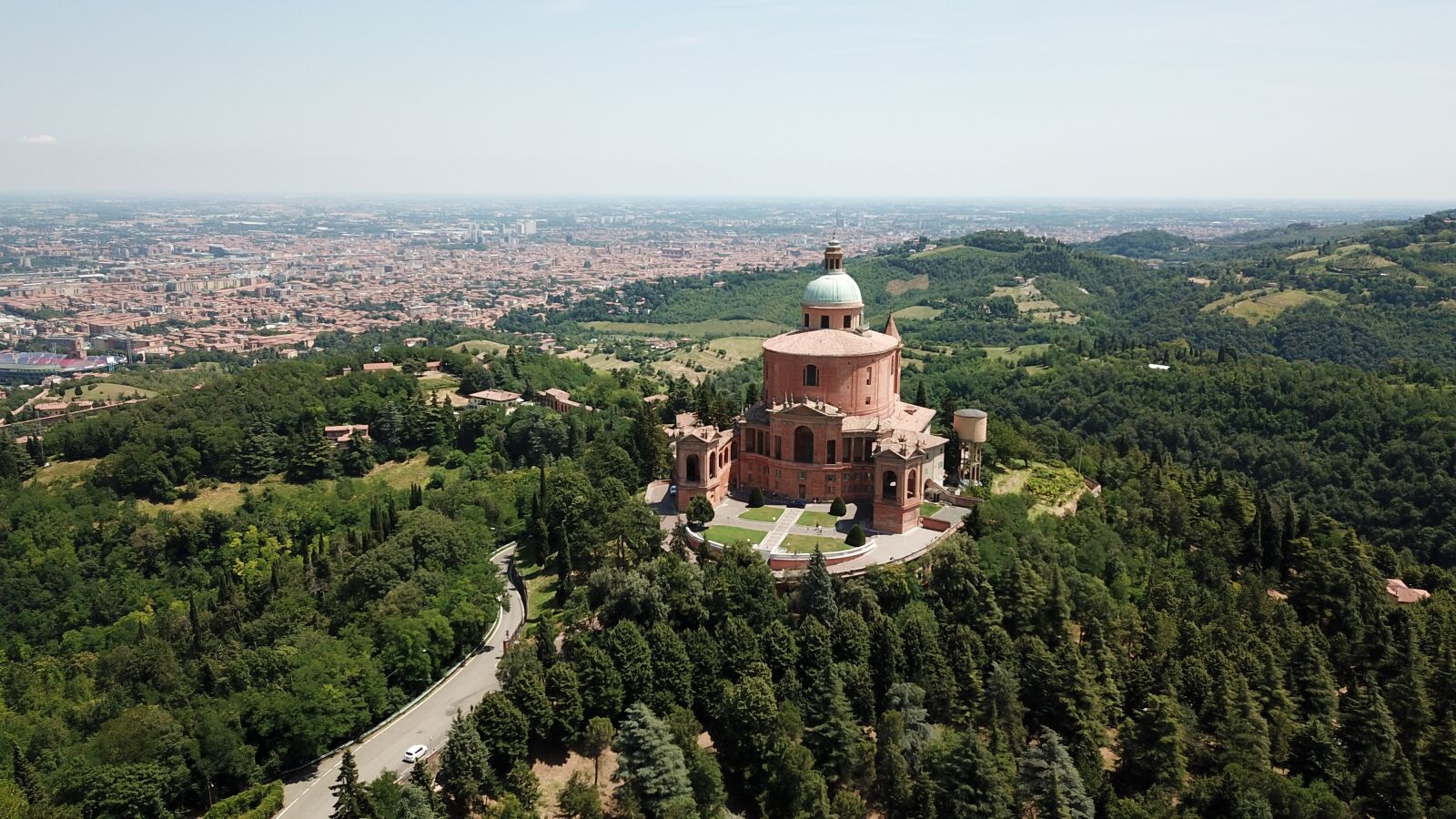 DJI FC220 sample photo. Italy, architecture, bologna photography