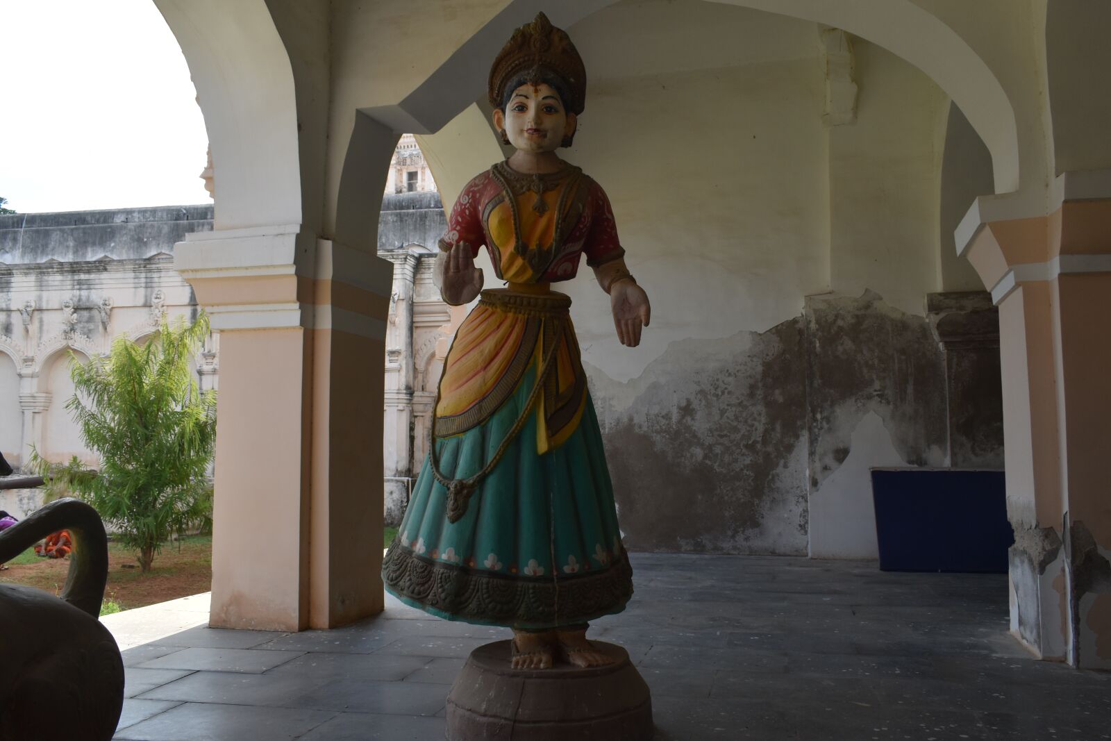 Nikon D5500 sample photo. Thanjavur dancing doll, dancing photography
