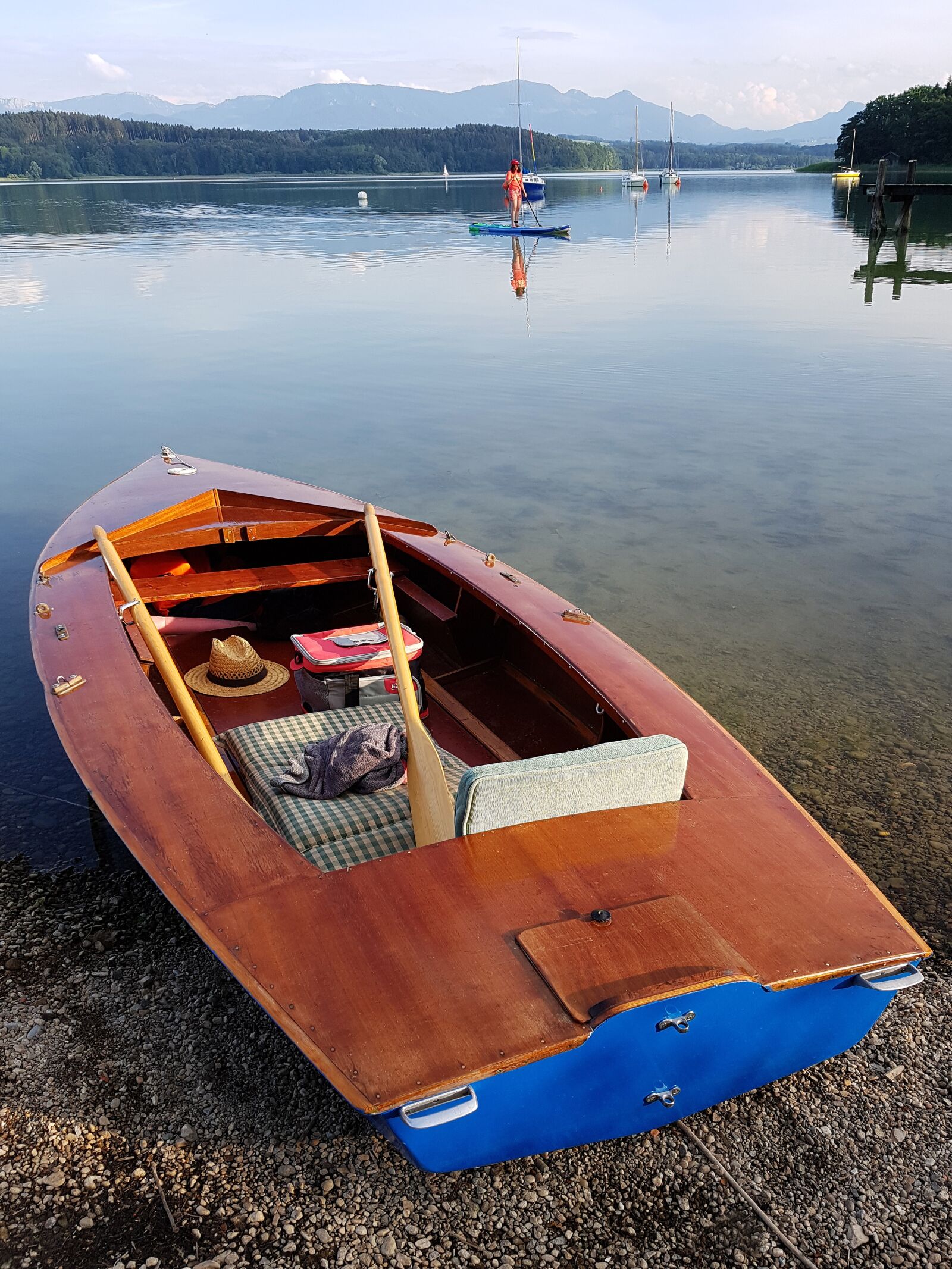 Samsung Galaxy S7 Edge sample photo. Paddle boat, wood, boat photography
