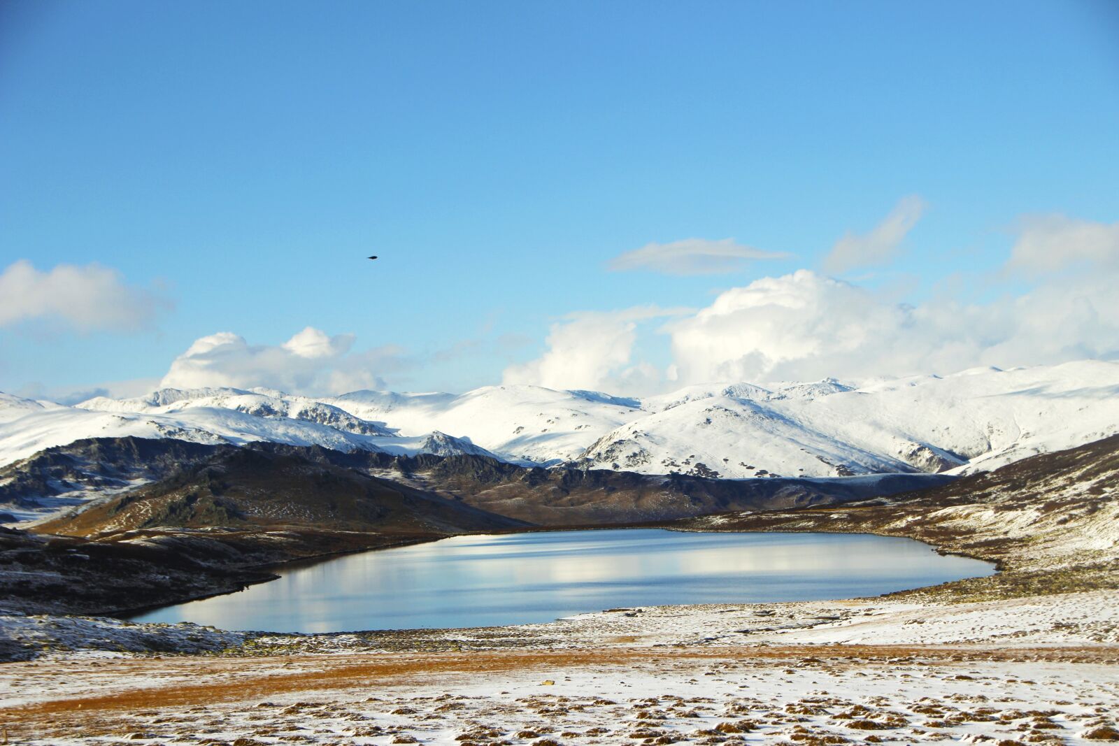 Canon EOS 600D (Rebel EOS T3i / EOS Kiss X5) sample photo. Kanas, little black lake photography