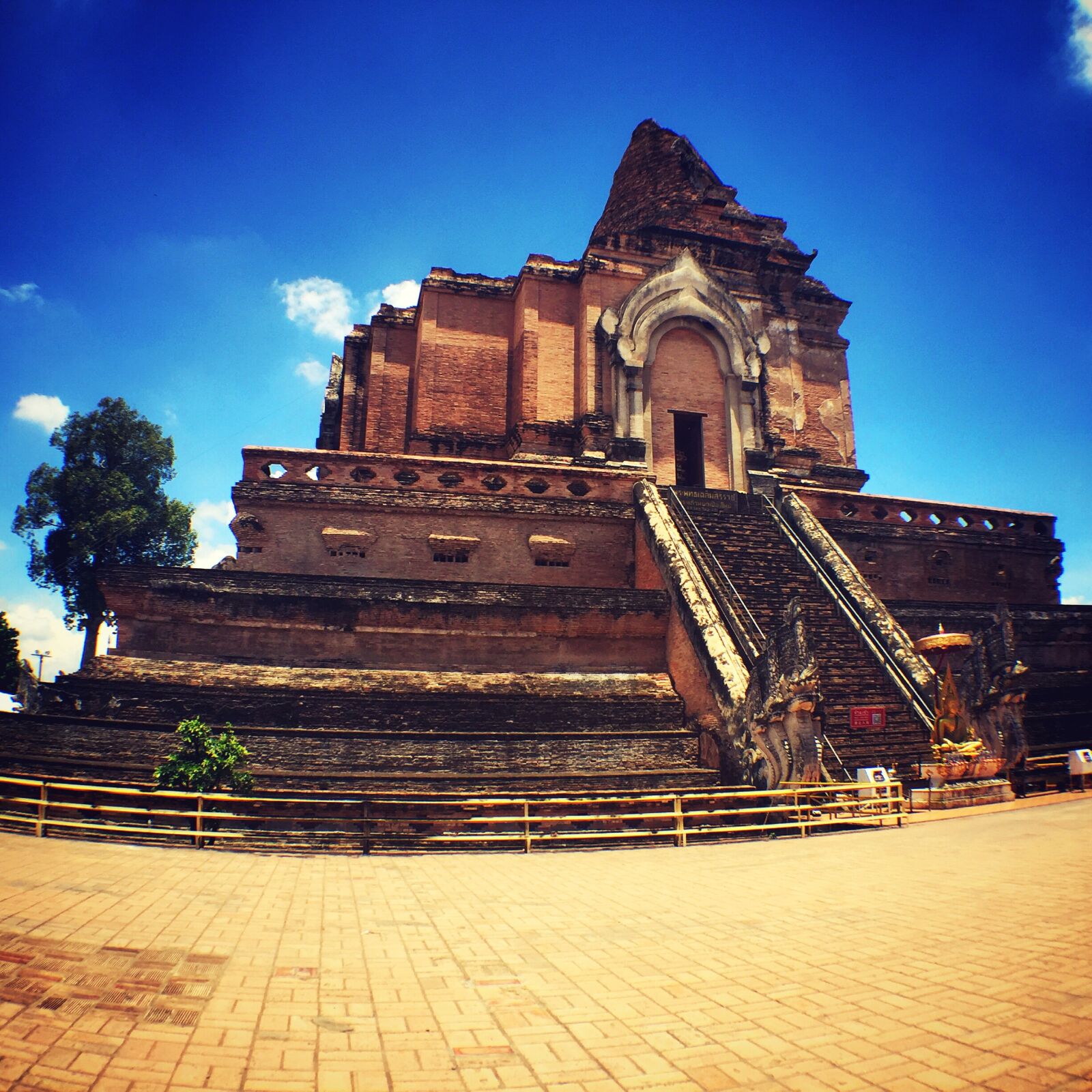 Apple iPhone 6 sample photo. Wat chedi luang, chiang photography