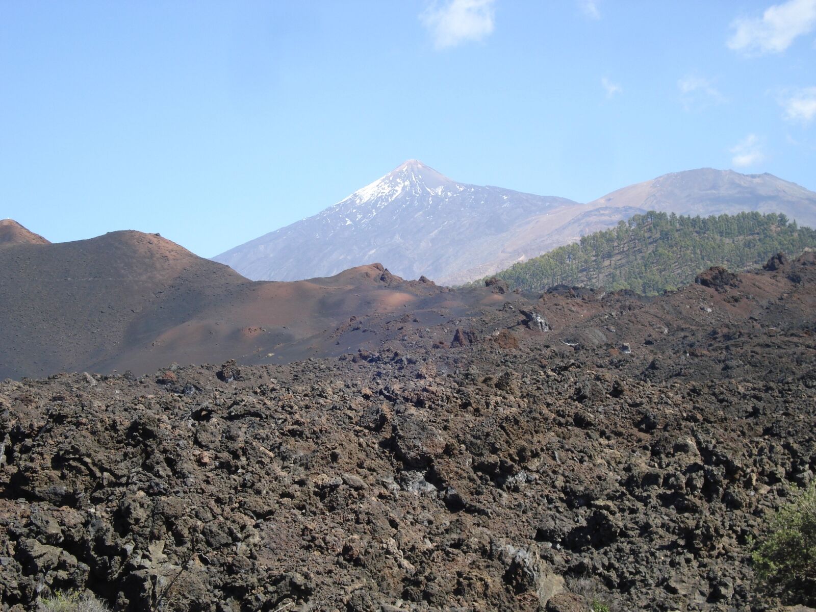 Sony DSC-W55 sample photo. Tenerife, lava, volcano photography