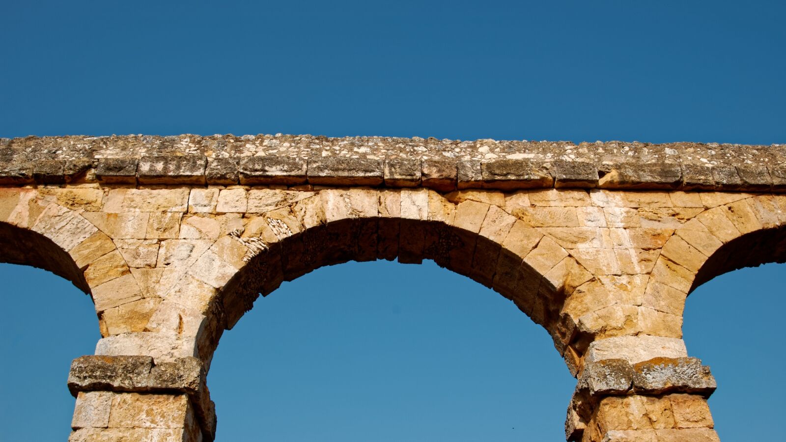 Nikon D50 sample photo. Aqueduct, roman, ruin photography