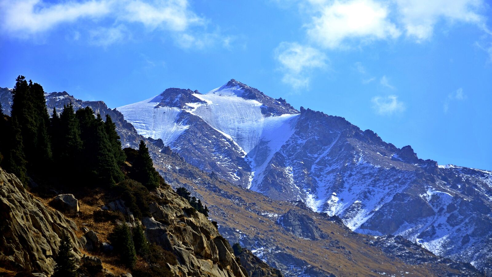 Nikon D7000 sample photo. Mountains, rocks, glacier photography