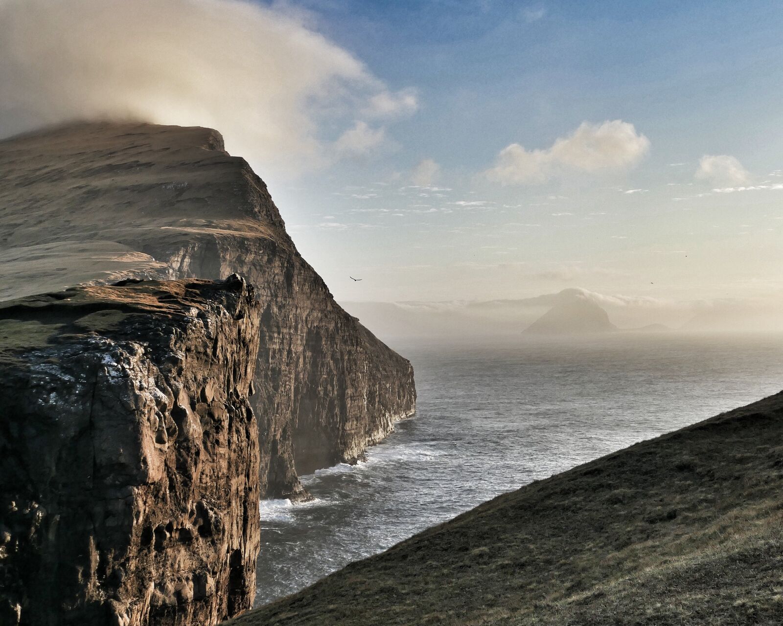 Panasonic Lumix DMC-FZ1000 sample photo. Island, landscape, faroe islands photography