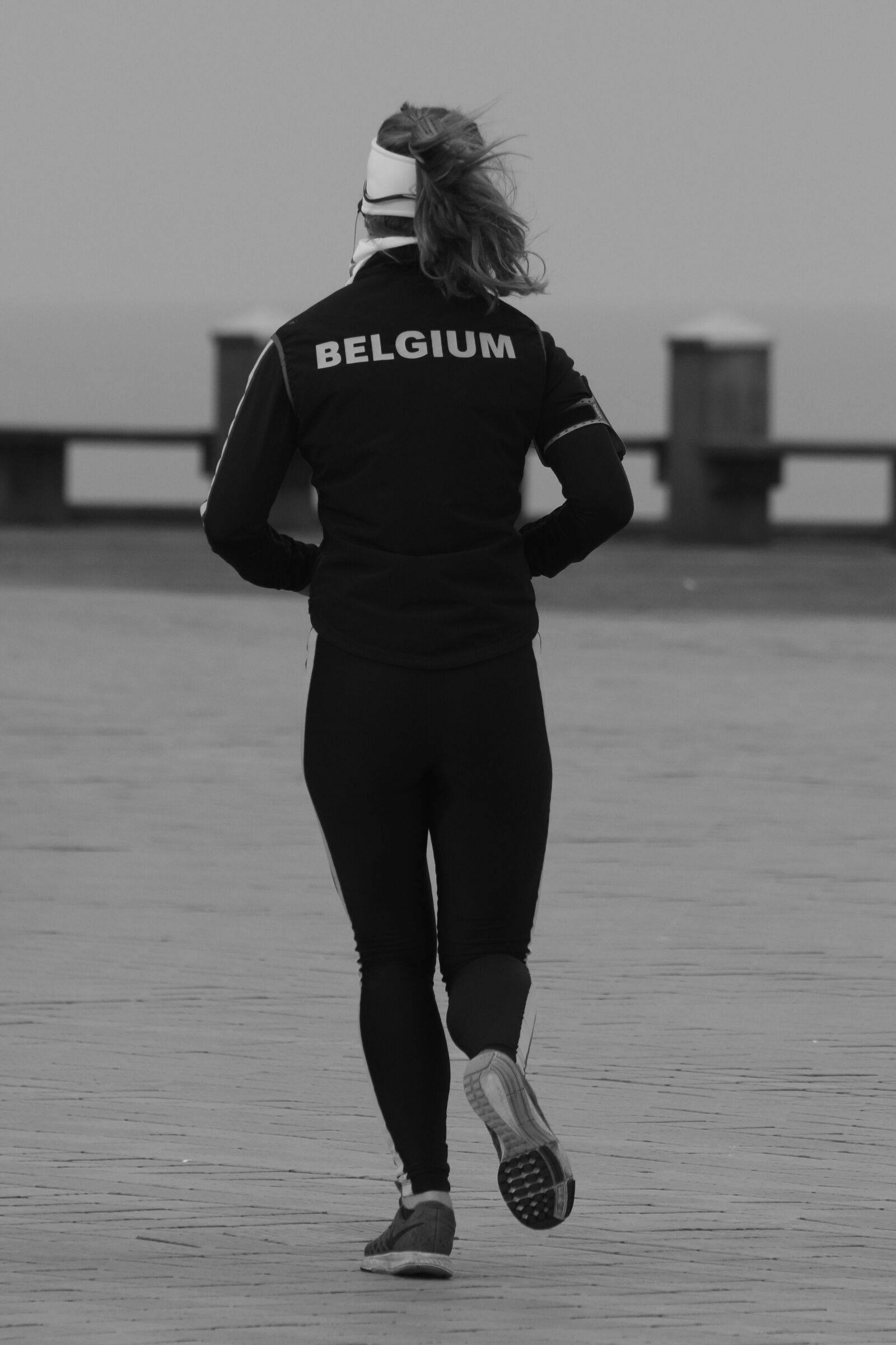 Nikon D7200 sample photo. Jogging, woman, people photography