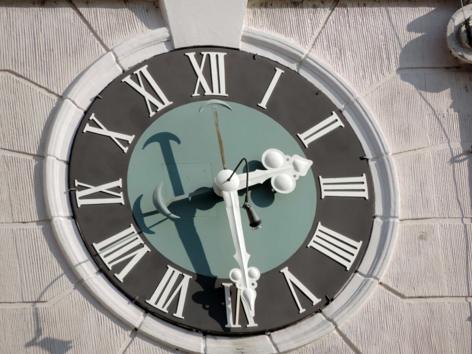 Nikon Coolpix P520 sample photo. Art, baroque, clock, structure photography