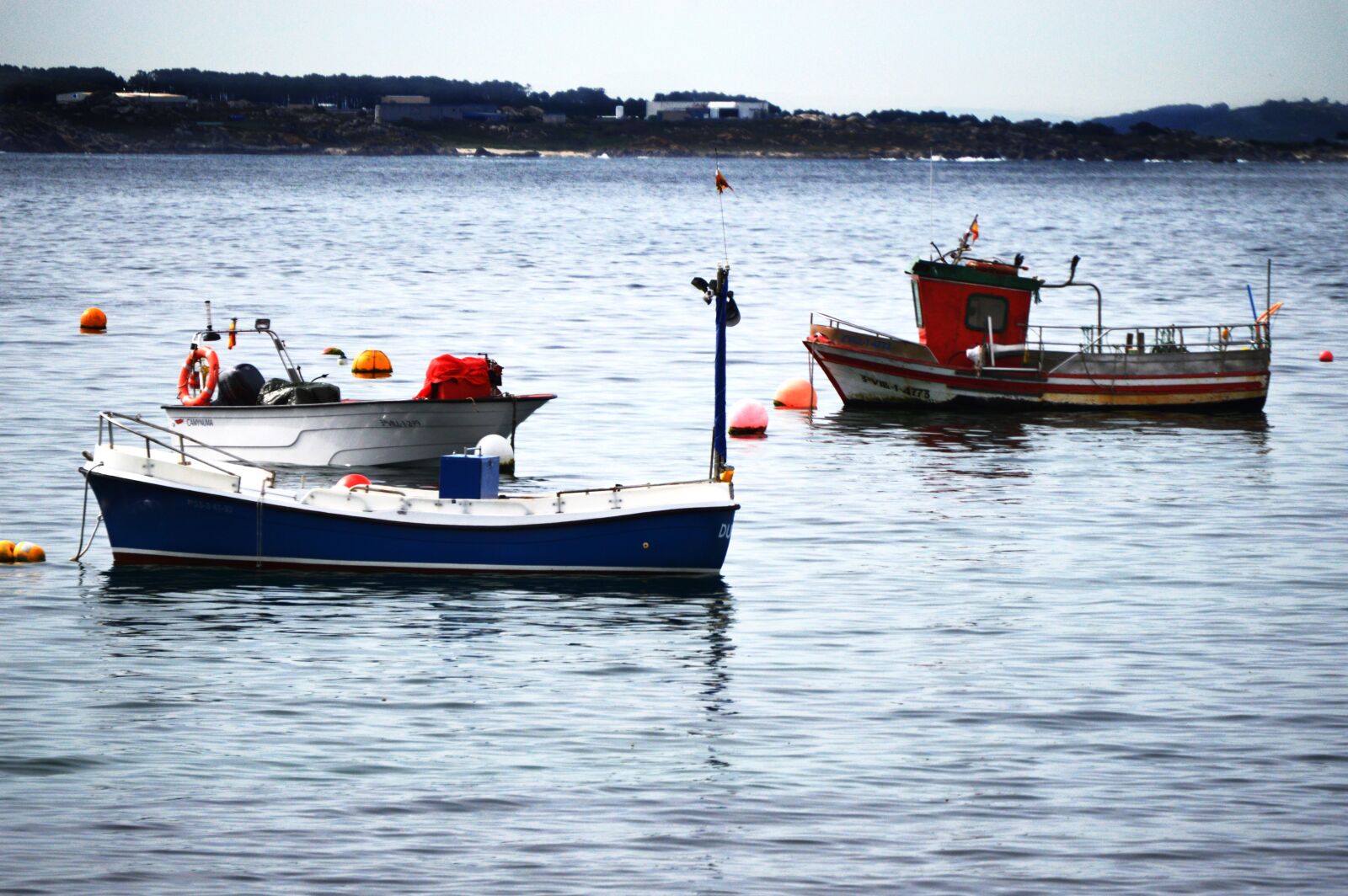 Nikon D3200 sample photo. Sea, boats, galicia photography