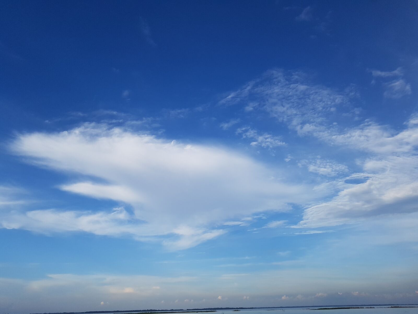 Samsung Galaxy S7 Edge sample photo. River, sky, cloud photography