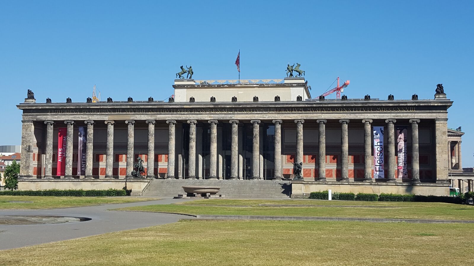 Samsung GALAXY S6 edge sample photo. Old museum, museum, berlin photography