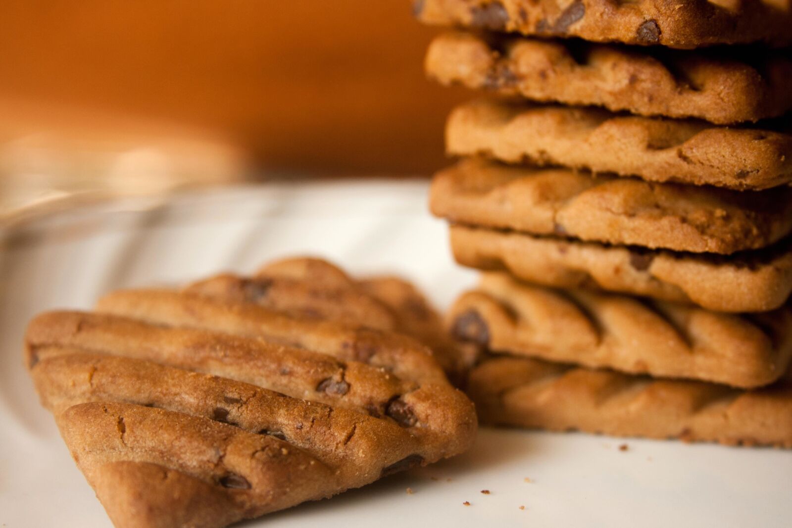 Canon EOS 1000D (EOS Digital Rebel XS / EOS Kiss F) sample photo. Chocolate, cookie, biscuit, food photography