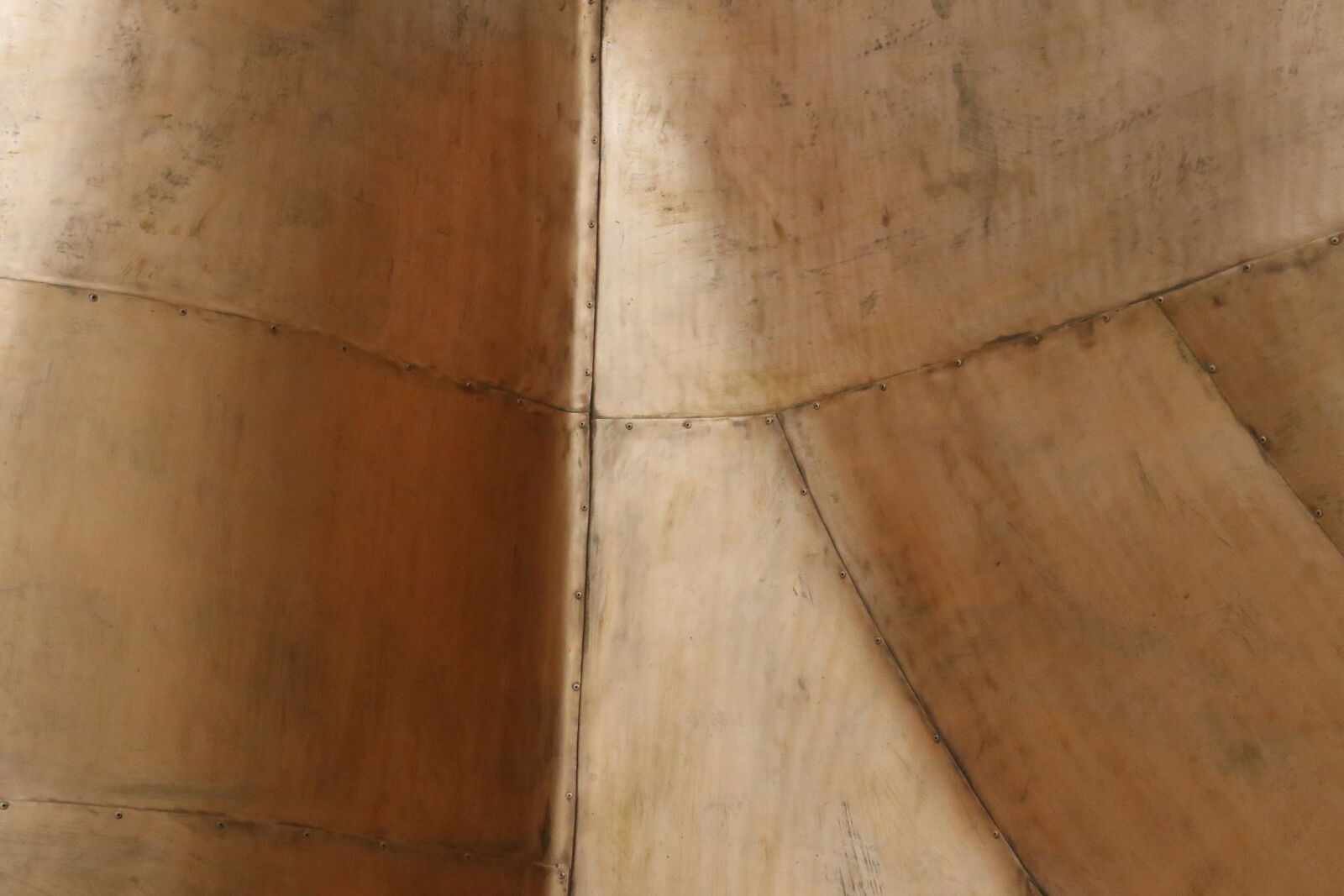 Canon EOS 7D Mark II sample photo. Art, background, copper, shiny photography