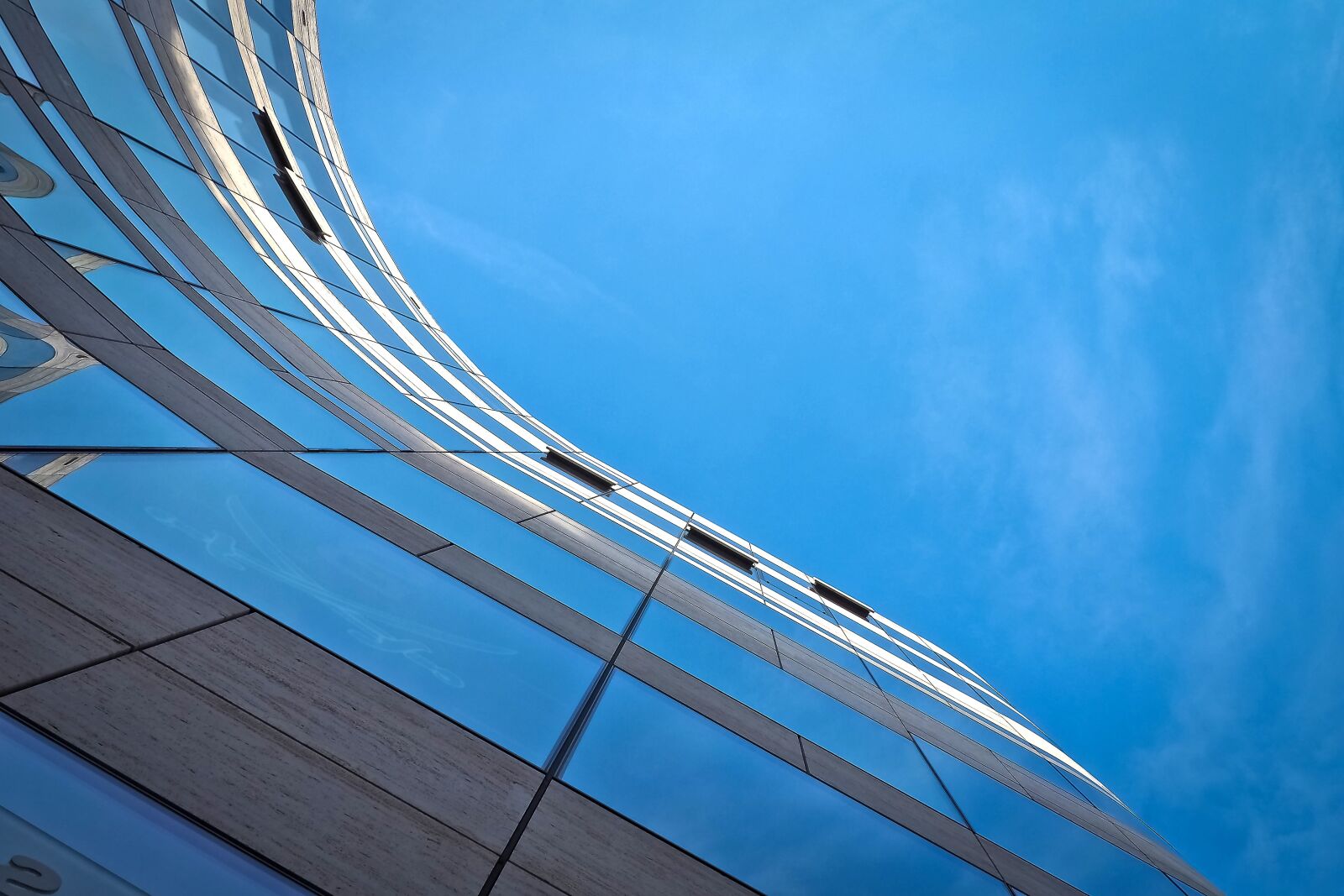 Olympus OM-D E-M10 sample photo. Architecture, modern, building photography