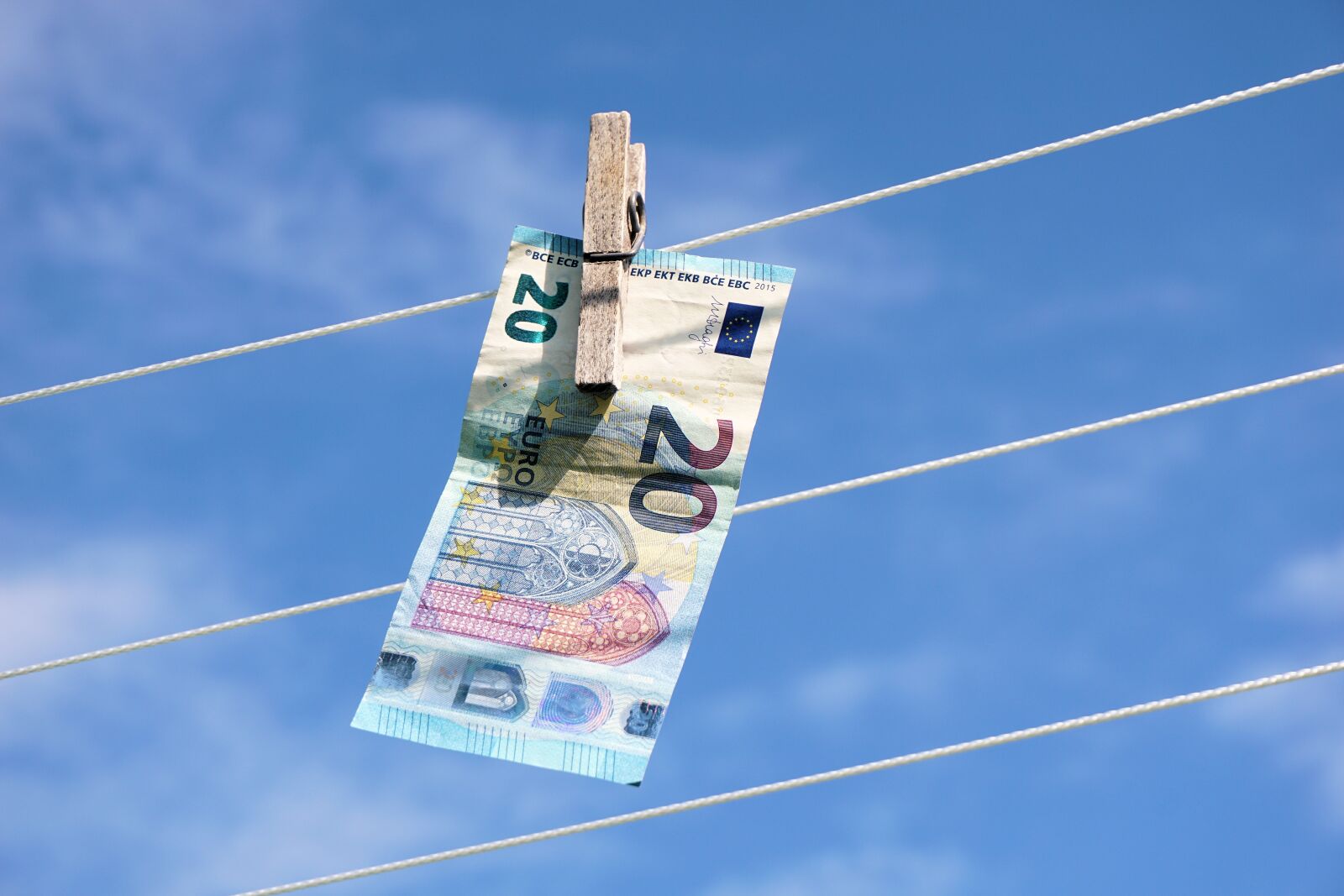 Sony a6000 sample photo. Euro, clothes line, clothes photography