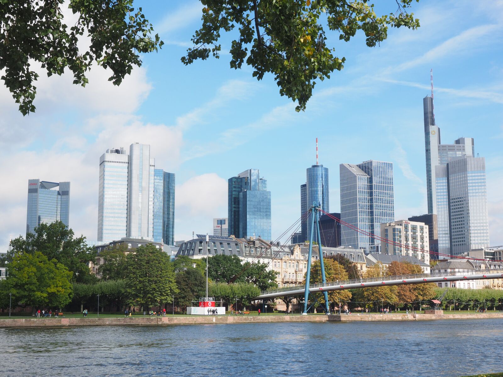 Olympus OM-D E-M1 + Olympus M.Zuiko Digital ED 12-40mm F2.8 Pro sample photo. Frankfurt am main germany photography