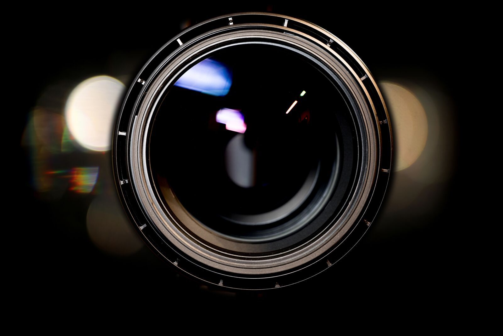 Canon EOS 5D Mark IV sample photo. Lens, tele, camera photography