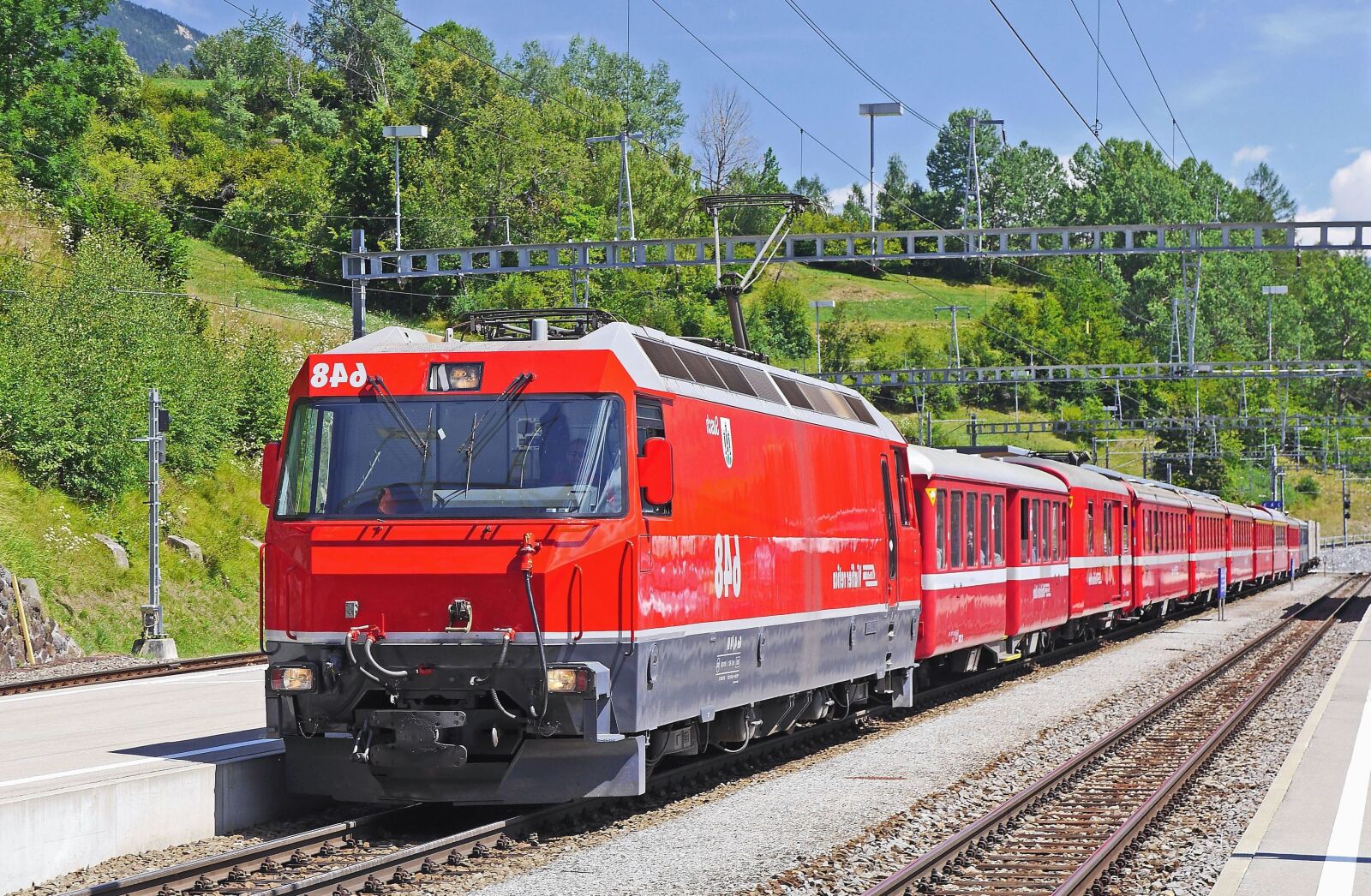 Panasonic Lumix DMC-GH3 sample photo. Locomotive, transport, railroad, passenger photography