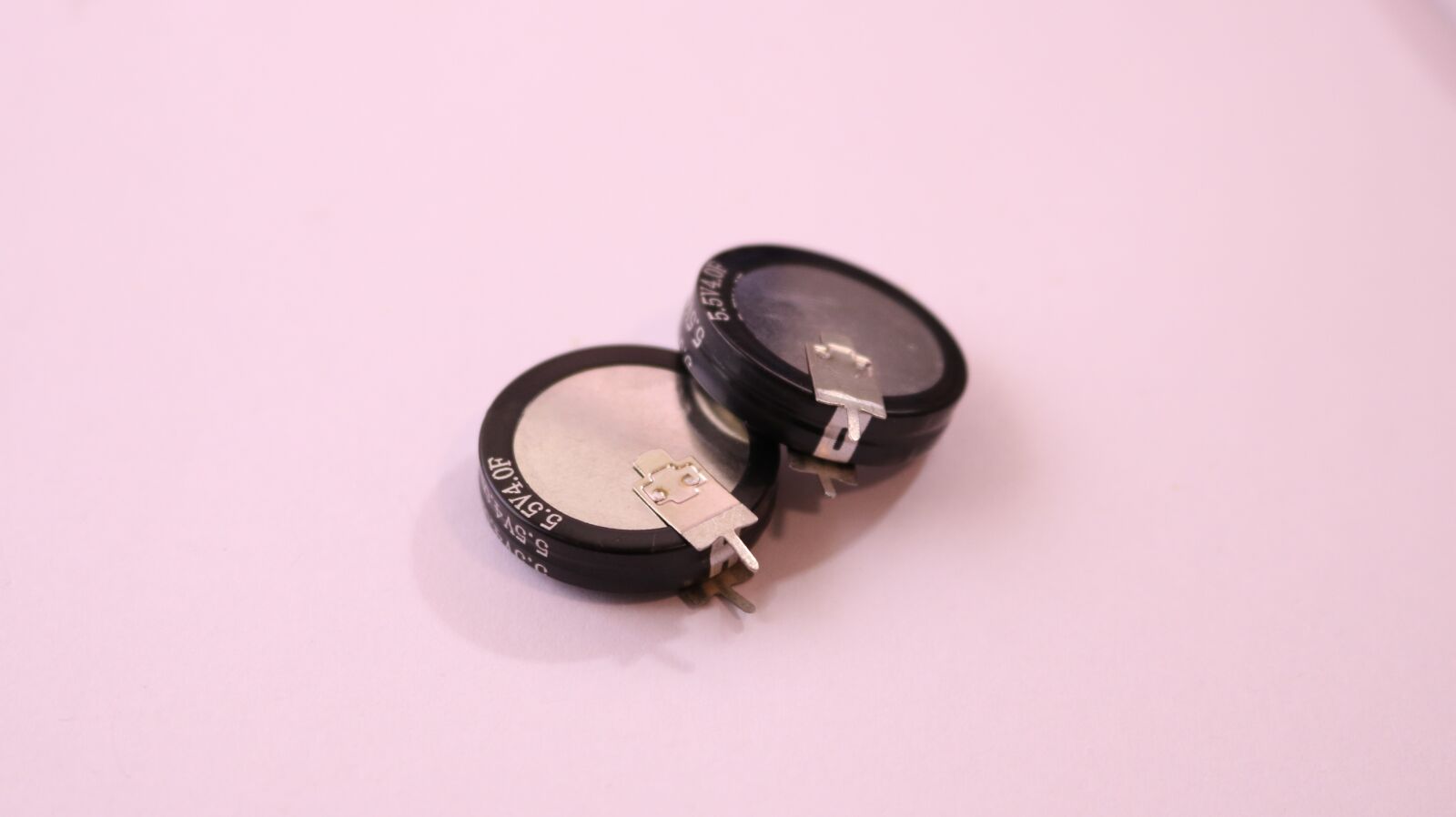 Canon EOS 750D (EOS Rebel T6i / EOS Kiss X8i) sample photo. Capacitor, supercapacitor, electronics photography