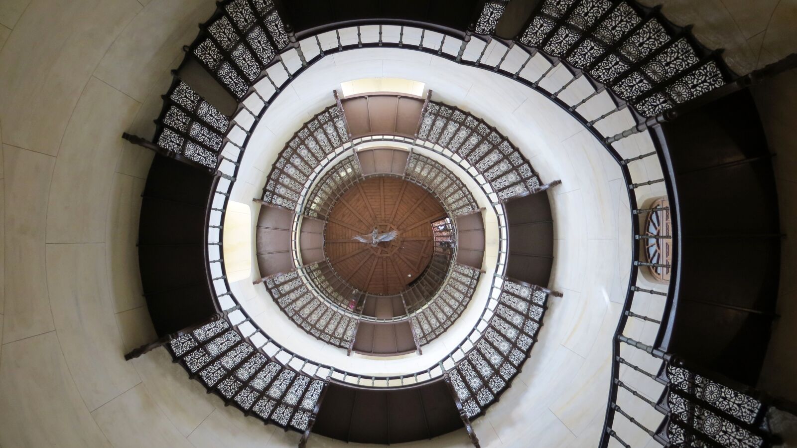 Canon PowerShot SX240 HS sample photo. Stairs, spiral staircase, gradually photography