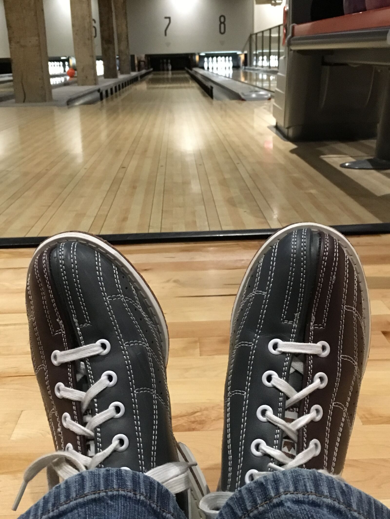 iPhone 6s back camera 4.15mm f/2.2 sample photo. Bowling, shoes, feet photography