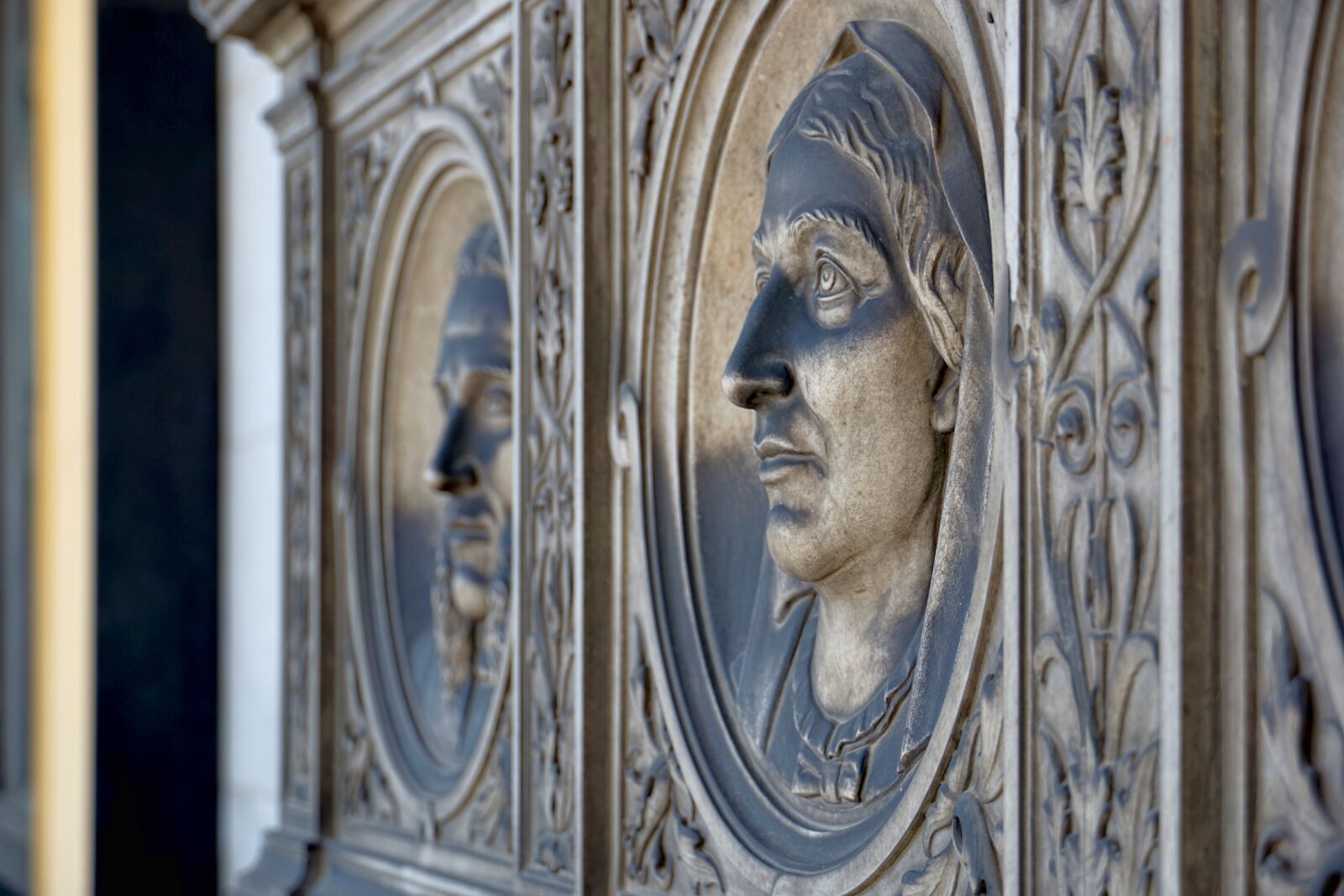 Sony a6000 sample photo. Relief, portrait, ornament photography