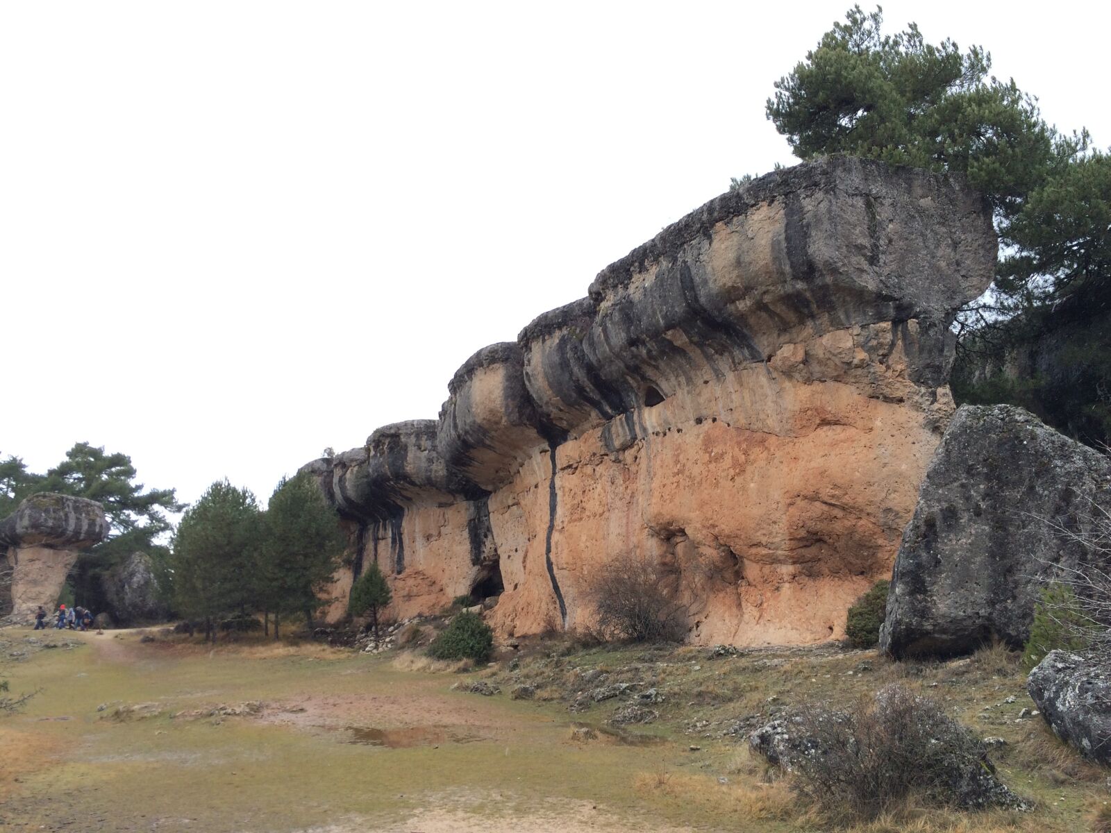 Apple iPhone 5s sample photo. Landscape, basin, rocks photography